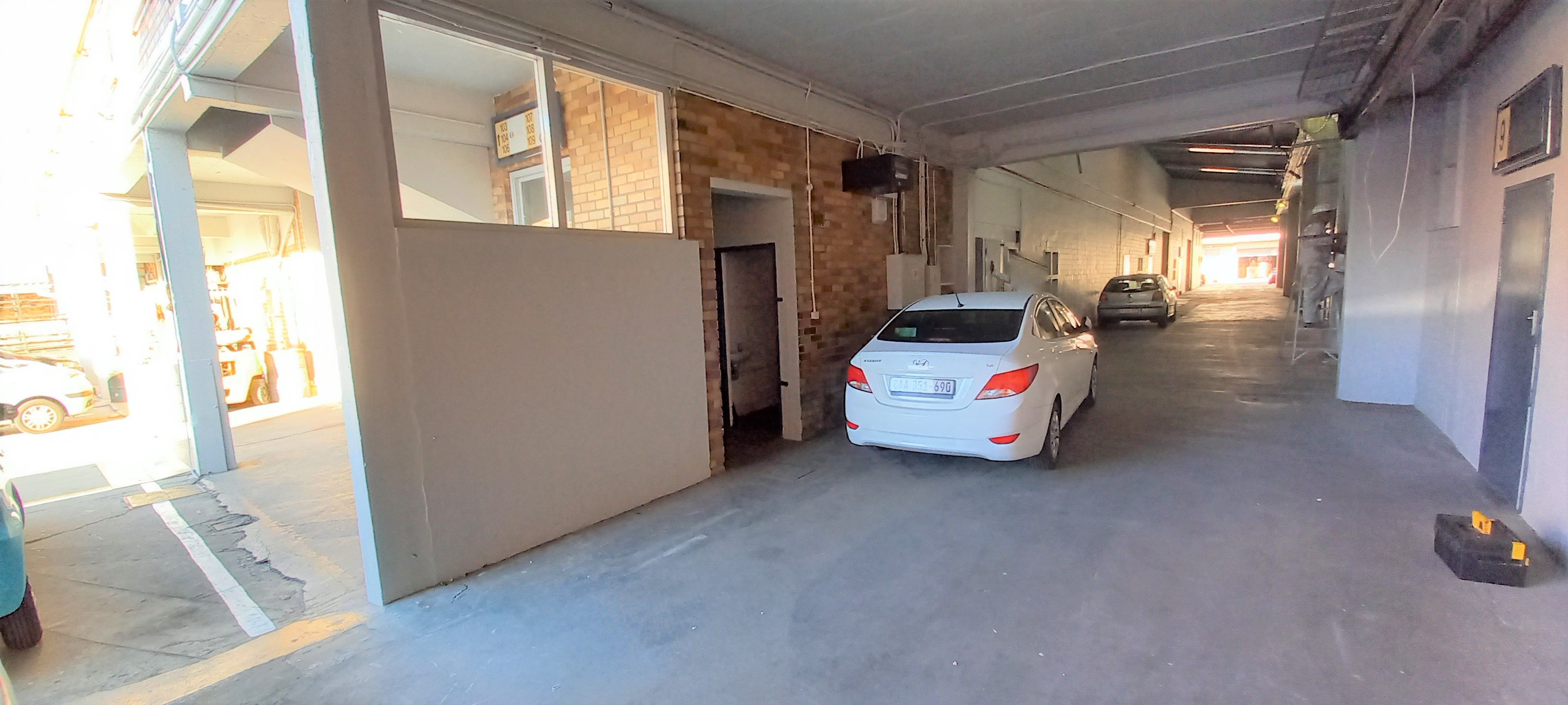 Warehouse to rent at Gateway Industrial Park - Ndabeni in Ndabeni