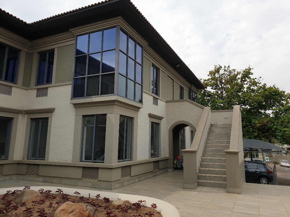 556m² Office Space to rent at Grayston Office Park in Sandown JHB