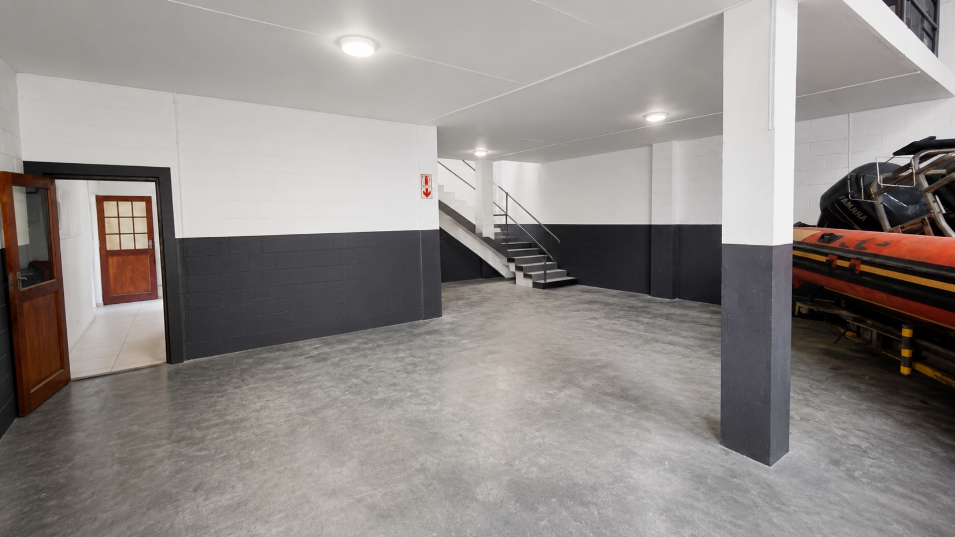 420m² Warehouse to rent at Gunners Factory Park in Epping Industrial