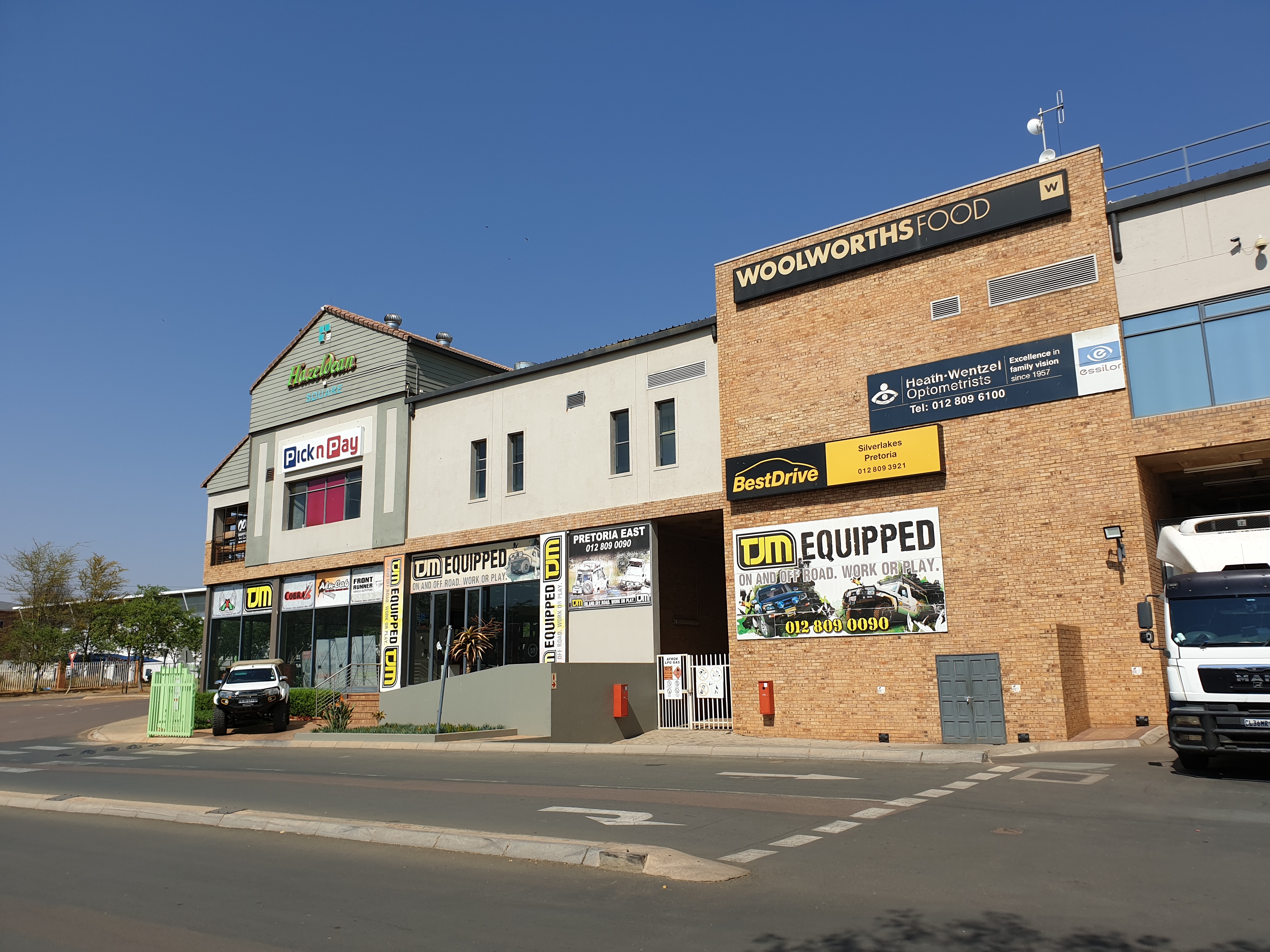 Retail Shops to rent at Hazeldean Square Shopping Center in Silver Lakes