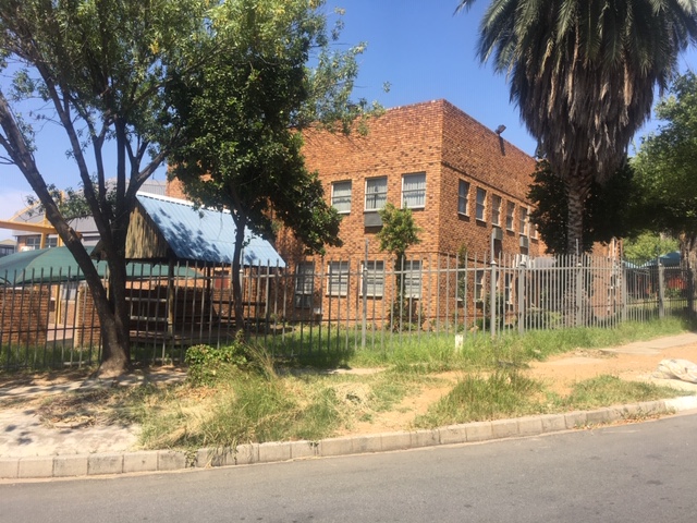 Warehouse to rent at Investment Property - Kya Sands in Kya Sand