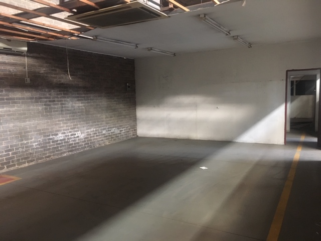 Warehouse to rent at Investment Property - Kya Sands in Kya Sand