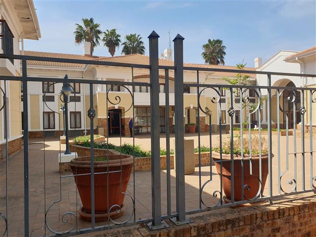 Office Space to rent at Iparioli Office Park in Hatfield