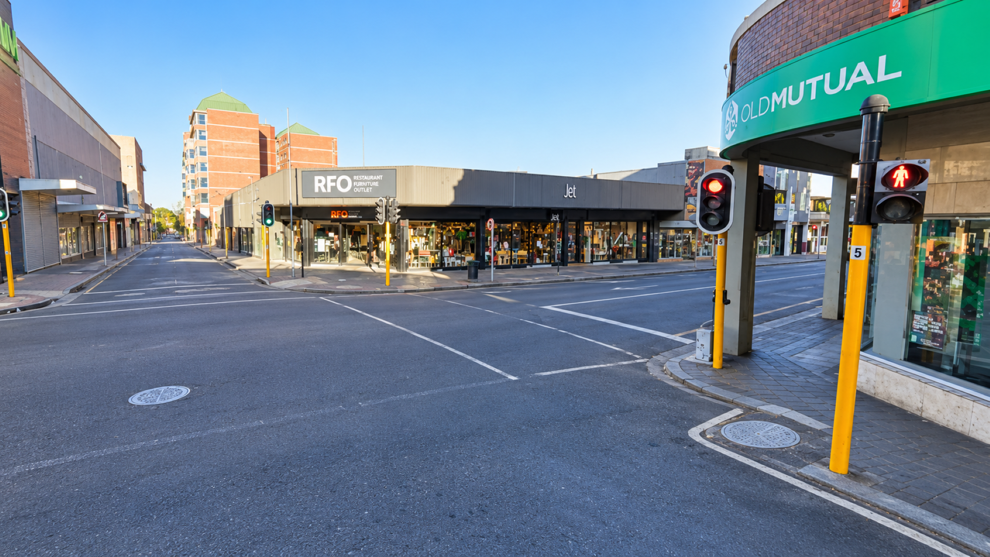 2 203m² Retail Shops to rent at JET Wynberg in Wynberg