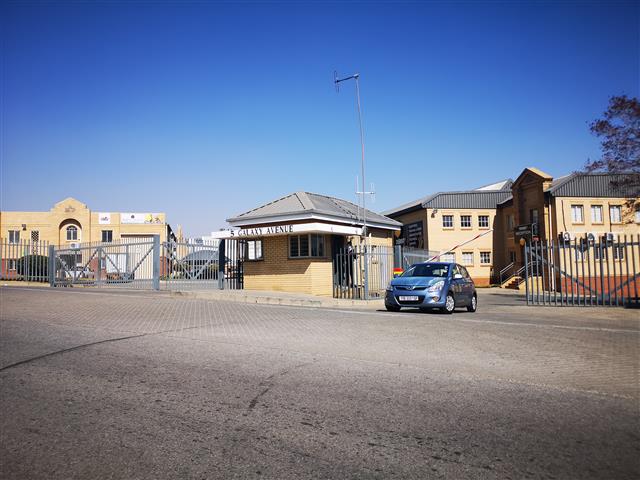 Warehouse to rent at Linbro Business Park in Linbro