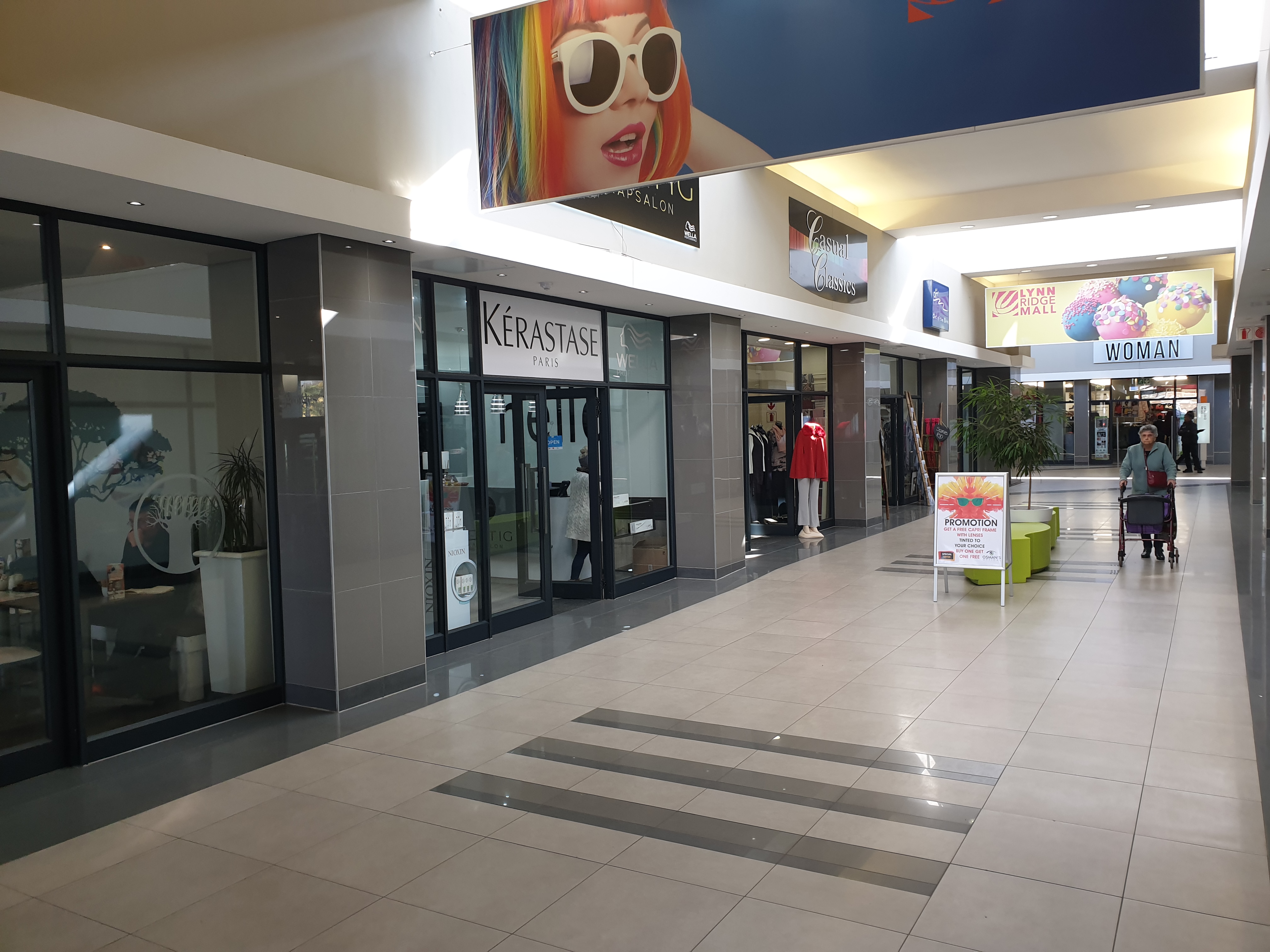 Retail Shops to rent at Lynnridge Mall in Lynnwood