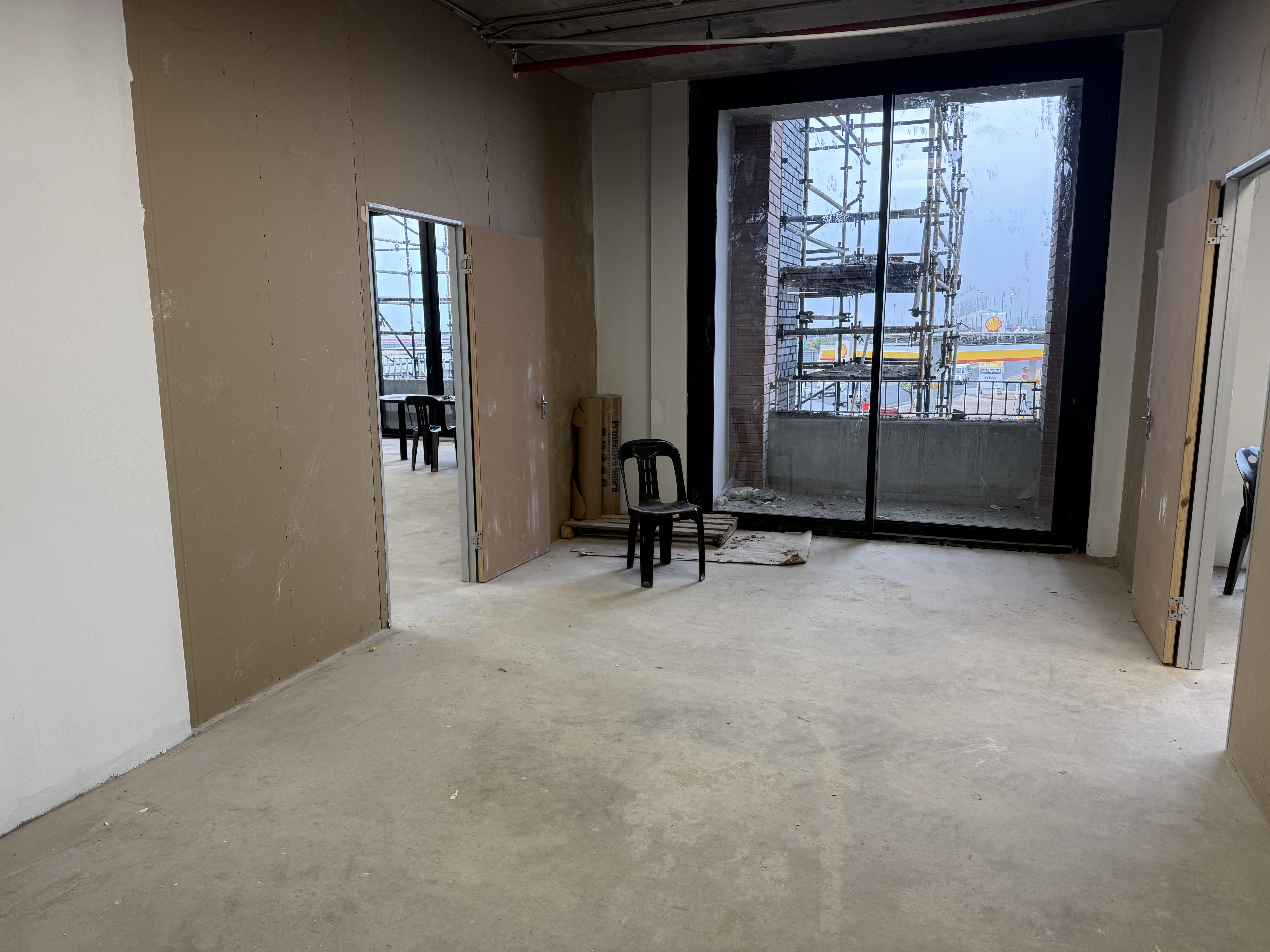 187m² Office Space to rent at Maritime Place in Paarden Eiland