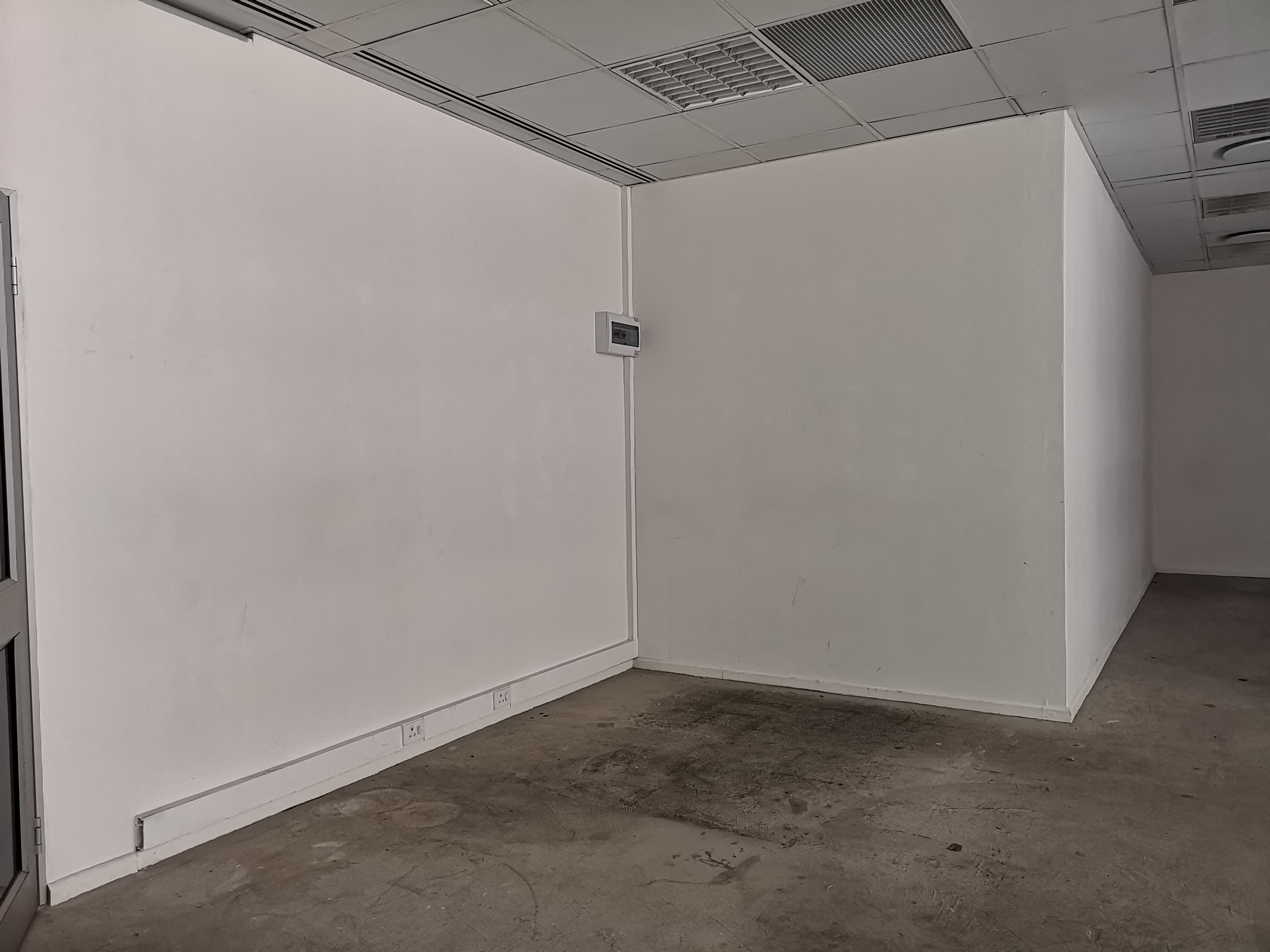 102m² Office Space to rent at Matador Centre in Cape Town CBD