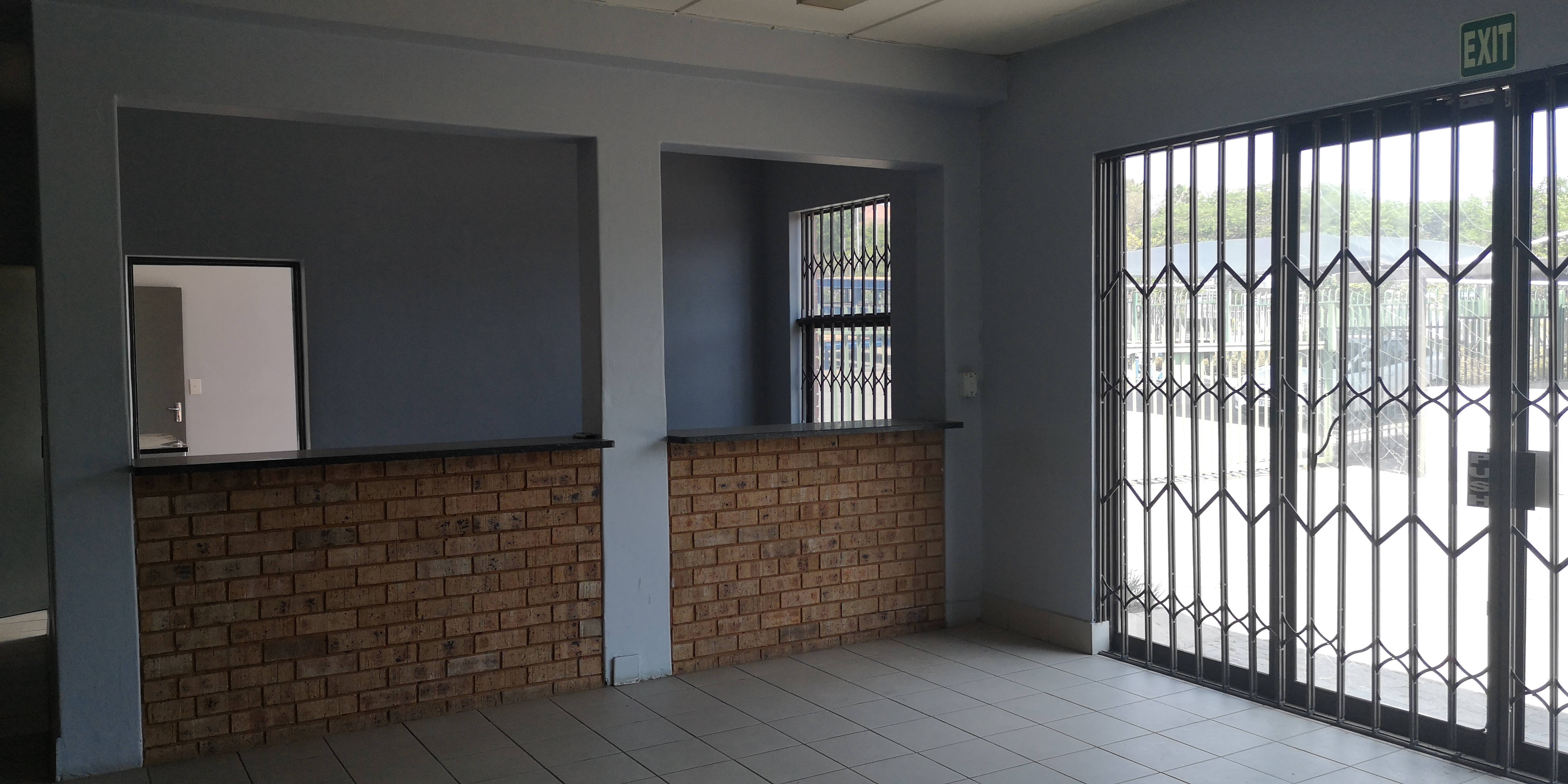 Warehouse to rent at Midpark Industrial Park in Midrand