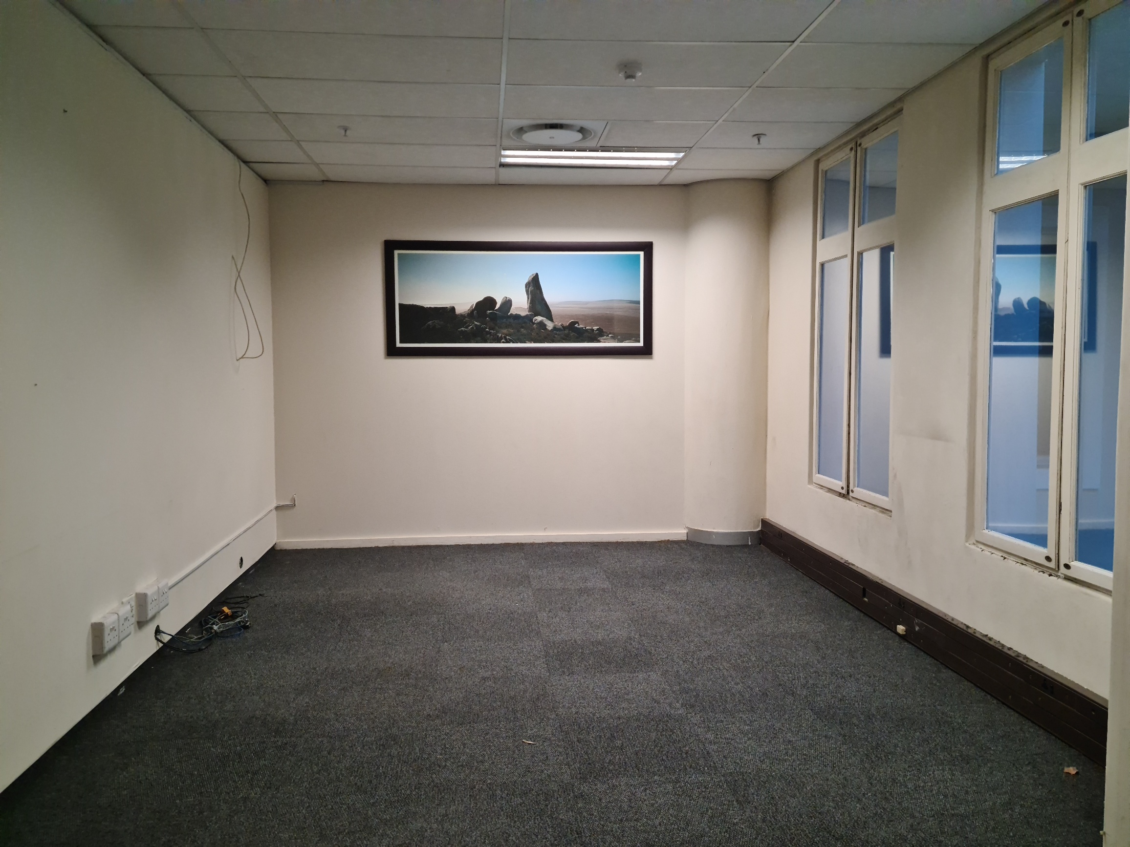1 125m² Office Space to rent at Nelson Mandela Square in Sandton Central