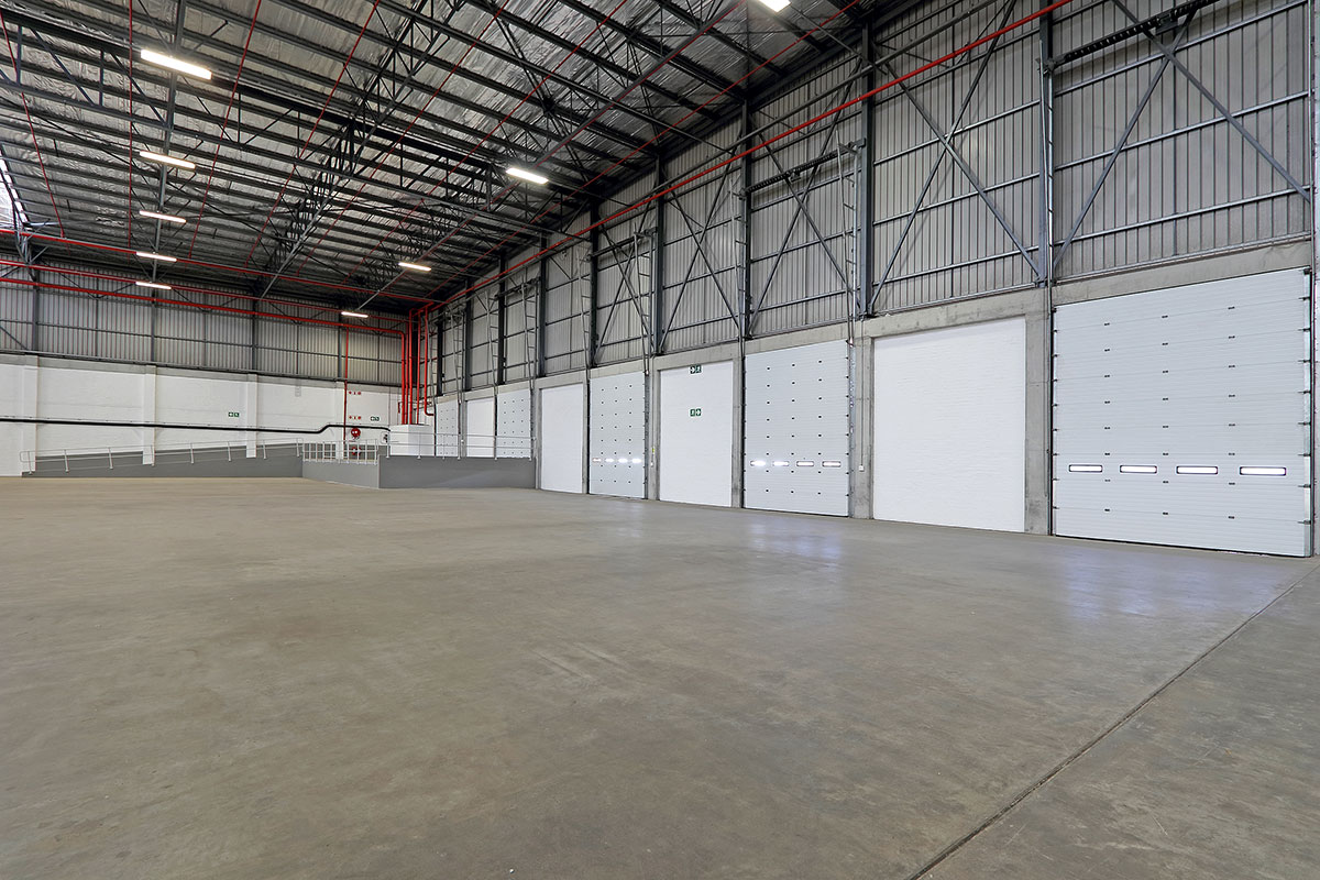 9 724m² Warehouse to rent at Noursepack in Epping Industrial
