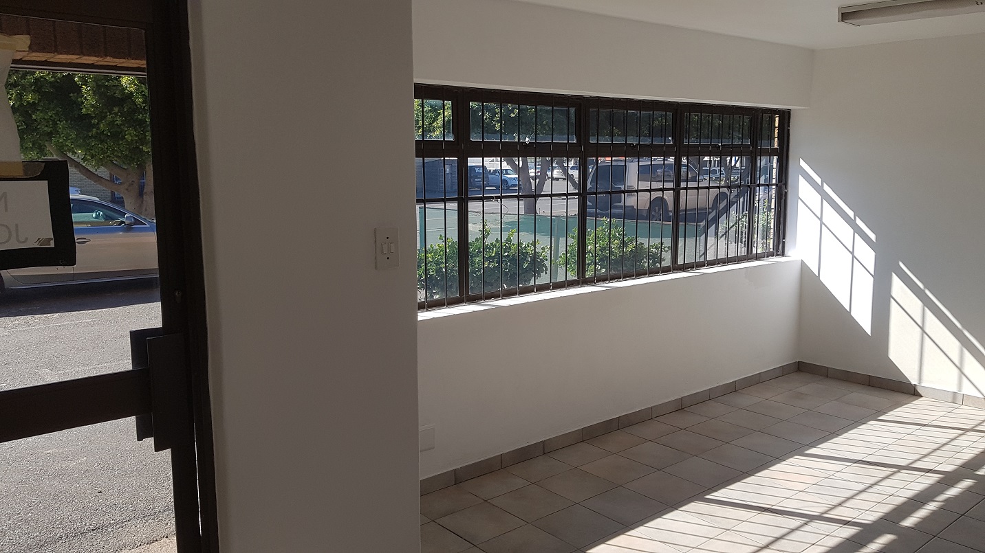Warehouse to rent at Peter Park in Montague Gardens