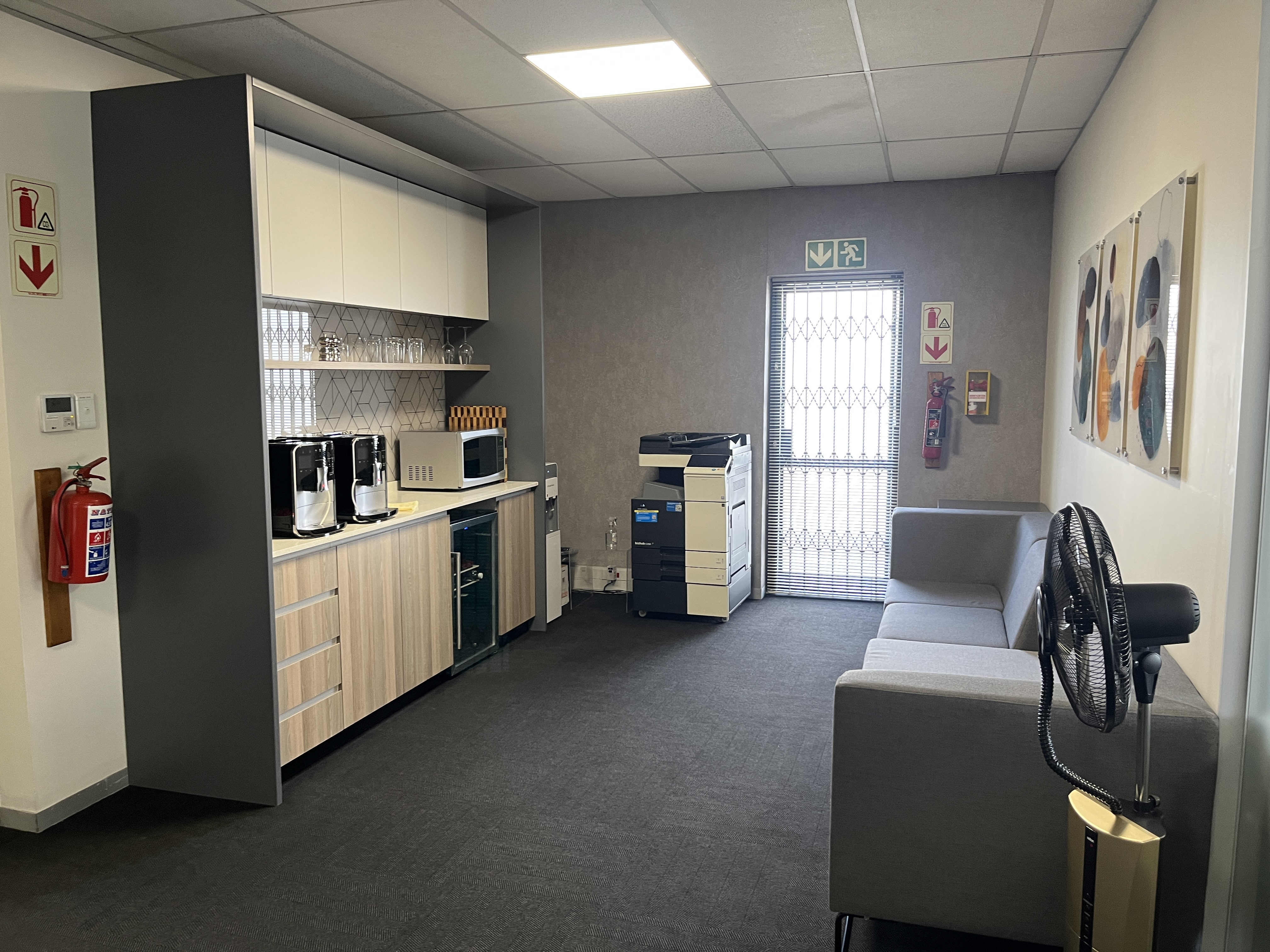 790m² Office Space to rent at Pineslopes Shopping Centre in Fourways