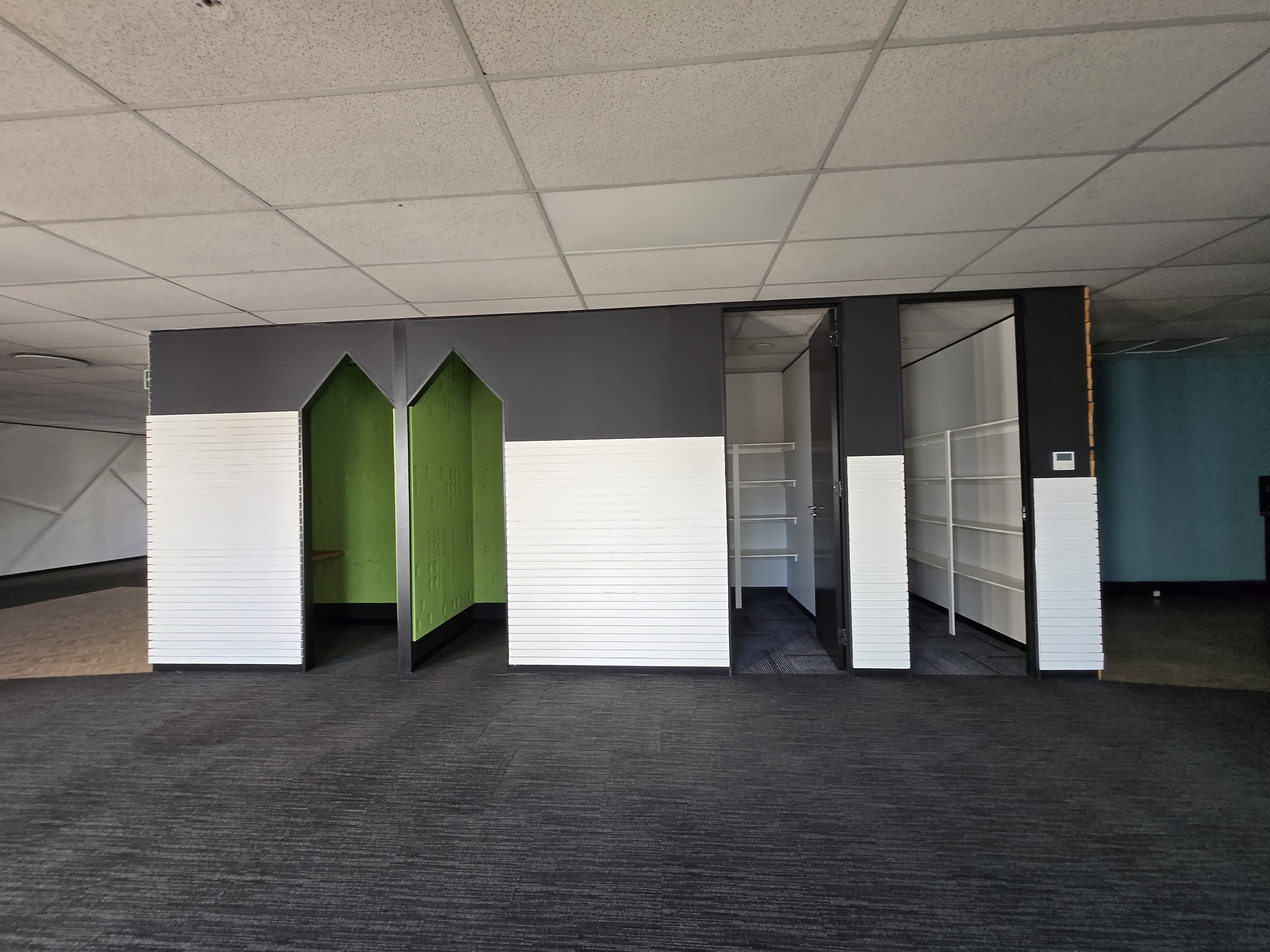 1 627m² Office Space to rent at Pinmill Farm in Sandown JHB