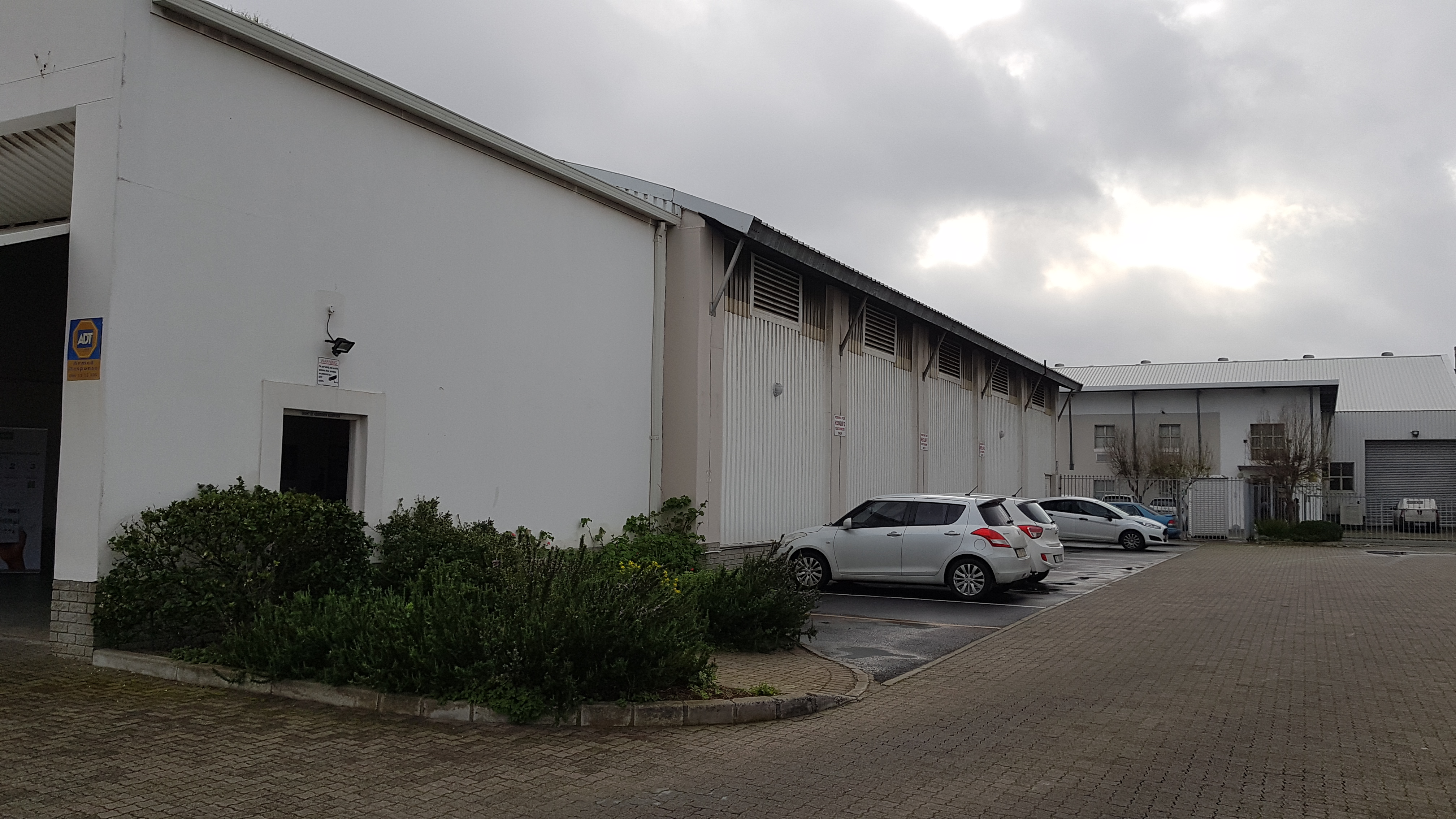 194m² Office Space to rent at Rainbow Park in Marconi Beam