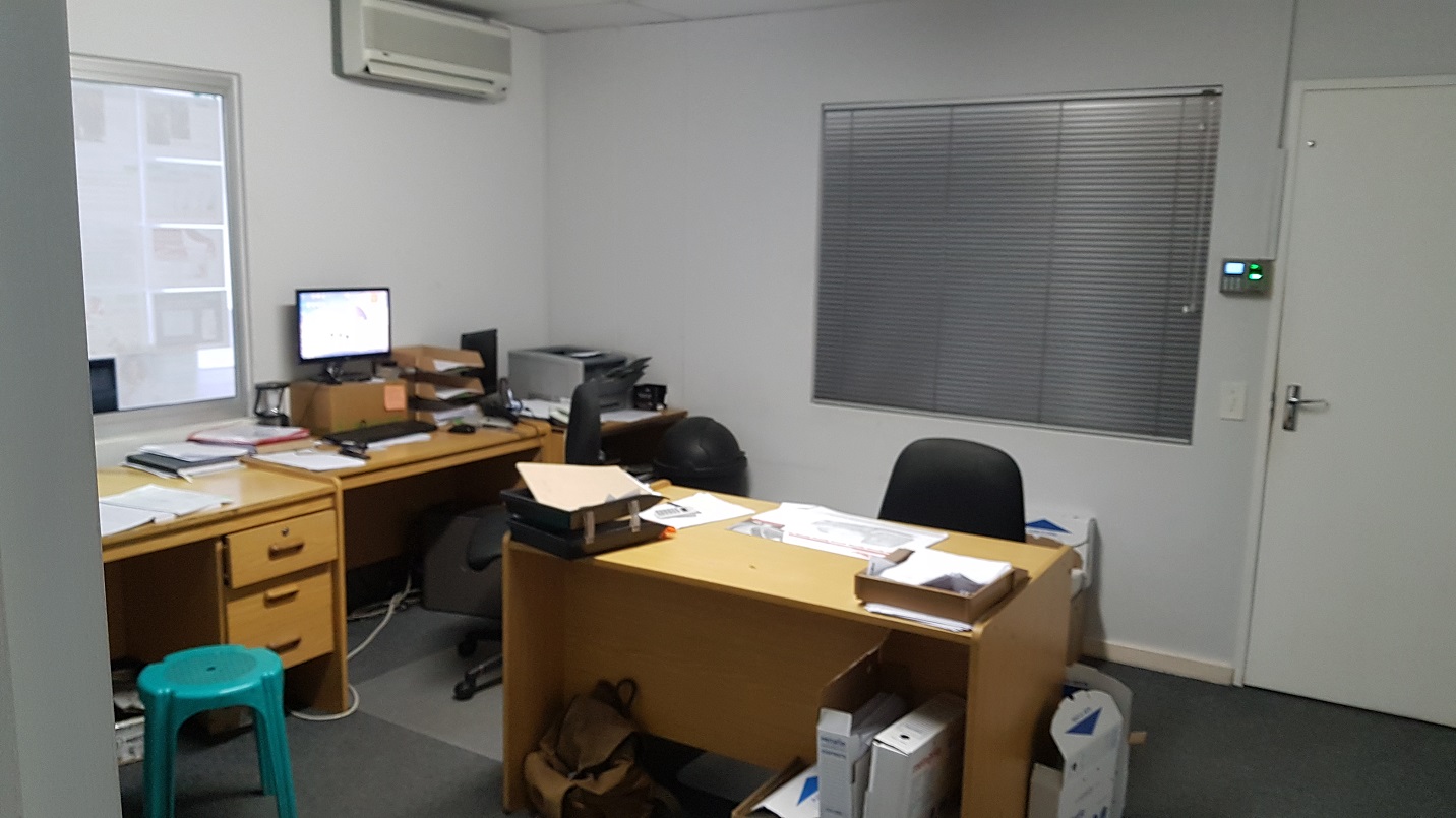 194m² Office Space to rent at Rainbow Park in Marconi Beam