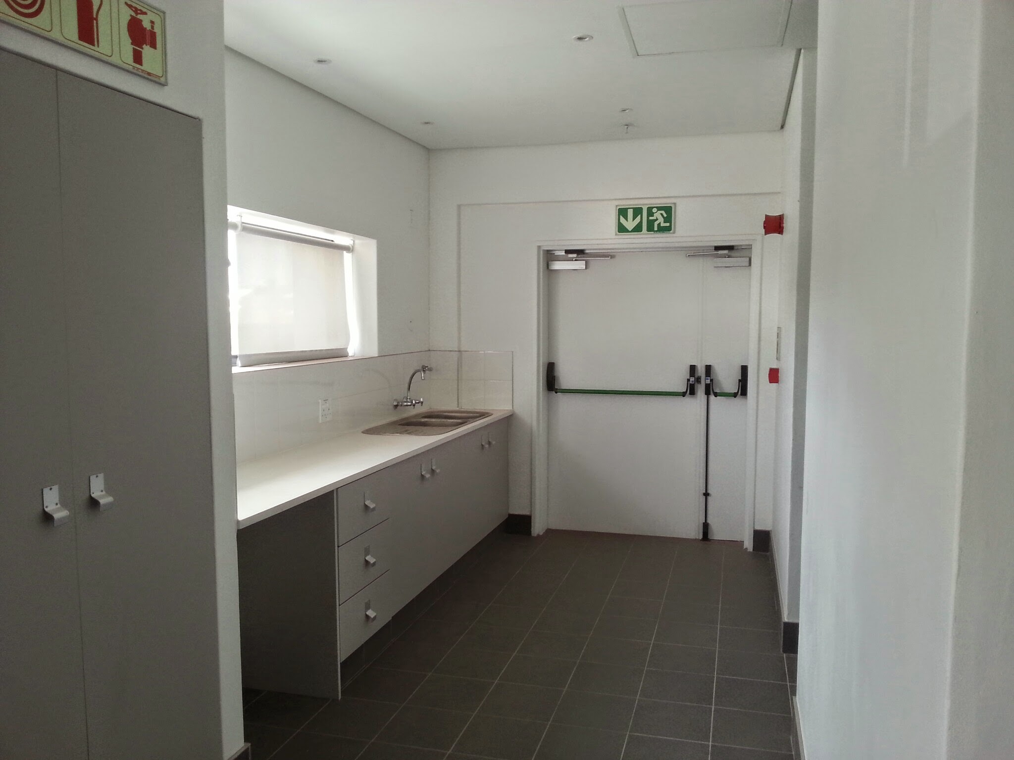 Warehouse to rent at Range Industrial Park in Blackheath Industria
