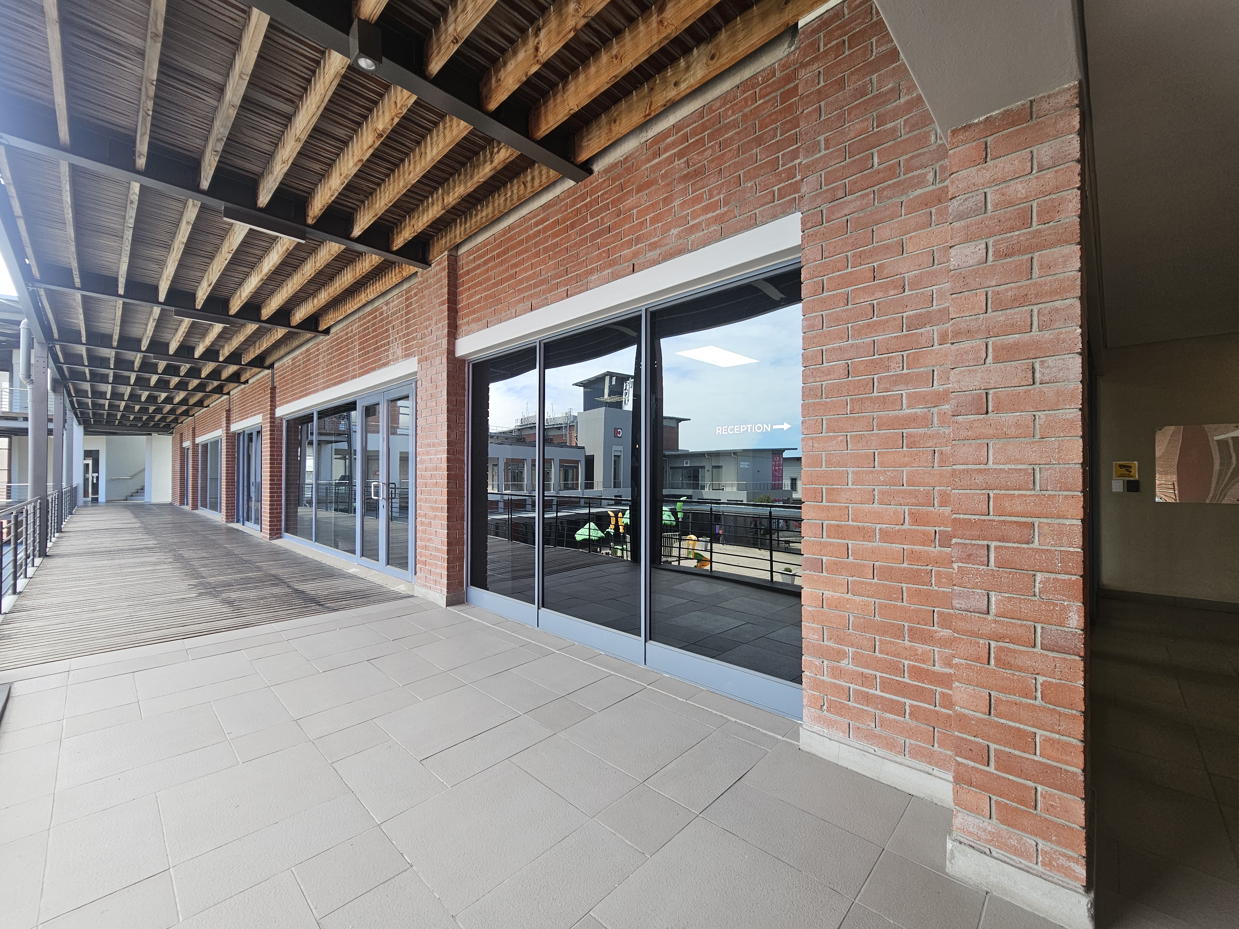 1 095m² Office Space to rent at Sable Square in Sanddrift