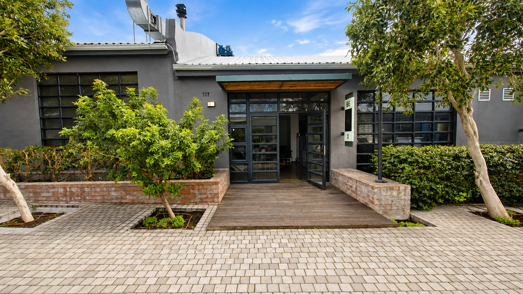 185m² Office Space to rent at Salt Orchard Building 1 and Building 2 in Salt River