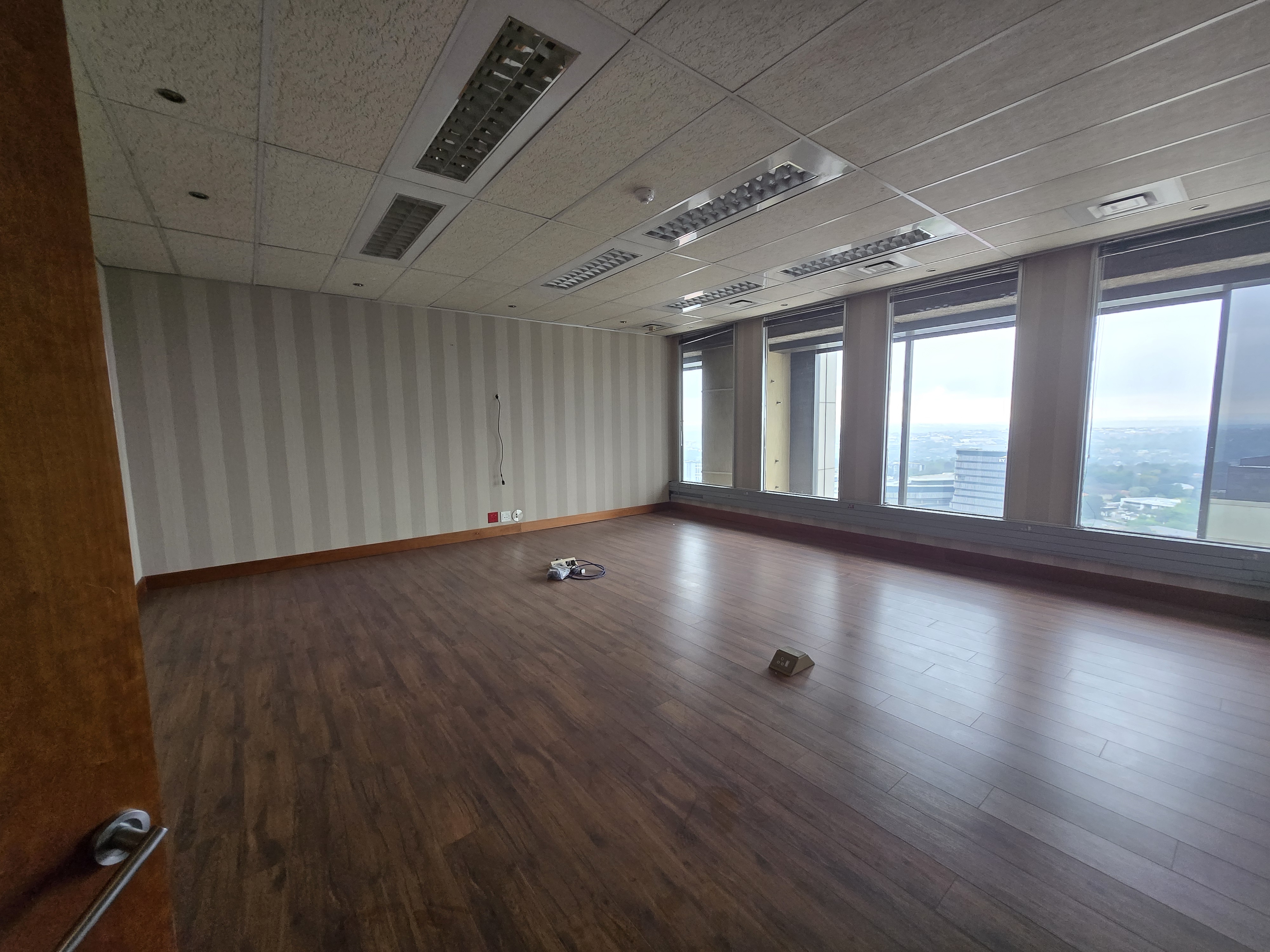 217m² Office Space to rent at Sandton City Office Tower in Sandton Central