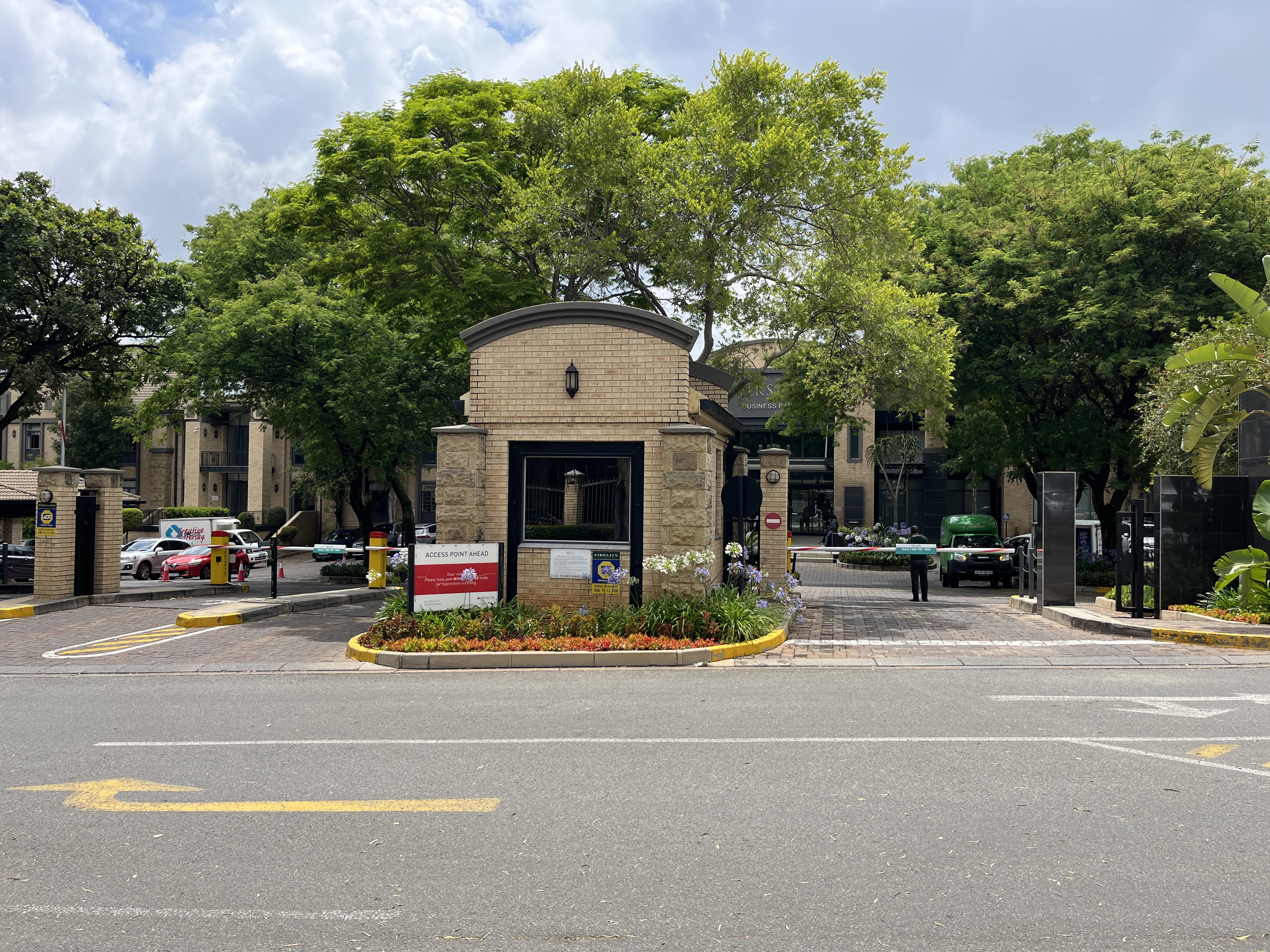 Office Space to rent at Silver Stream Business Park in Bryanston
