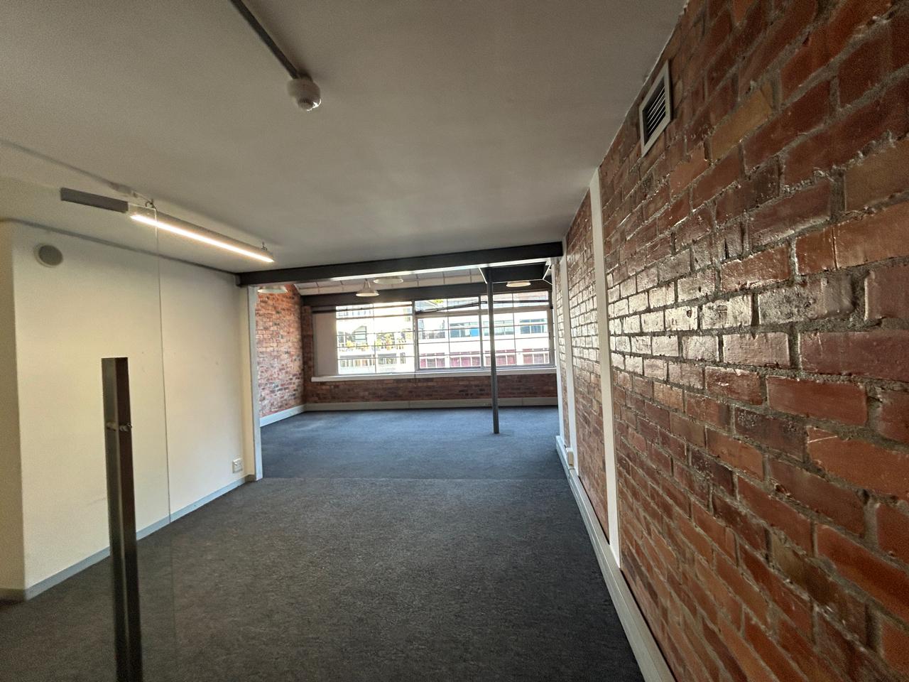 Office Space to rent at Sovereign Quay in De Waterkant