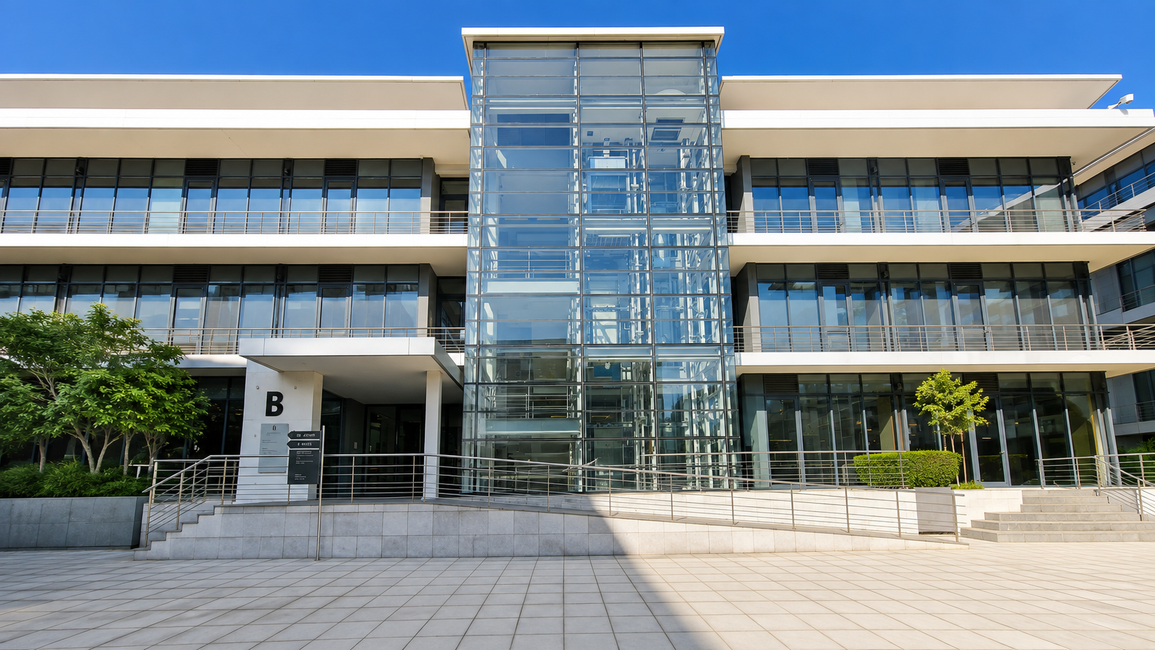 5 141m² Office Space to rent at The Boulevard Office Park in Woodstock