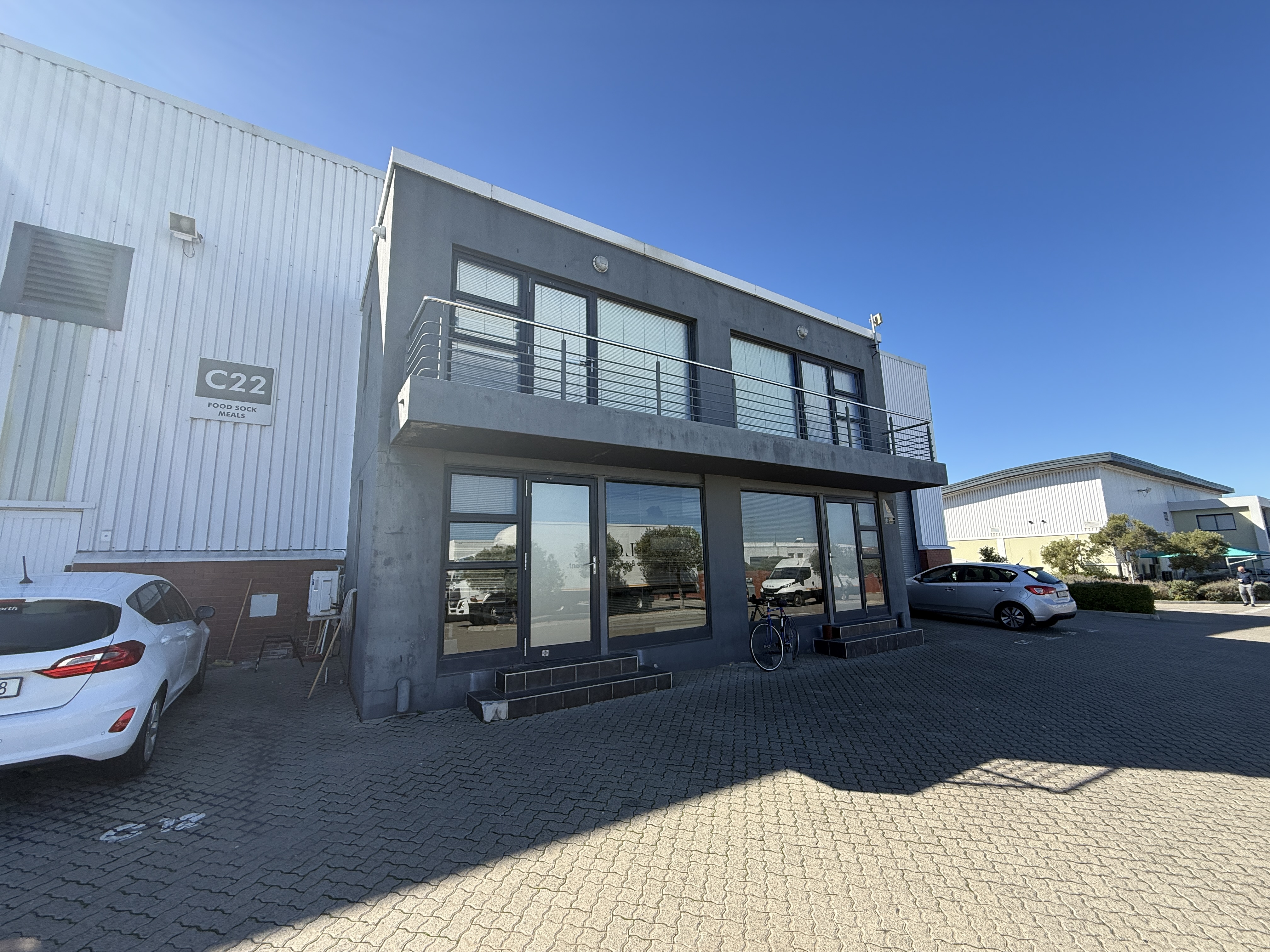 474m² Warehouse to rent at The Grove Business Park in Somerset West