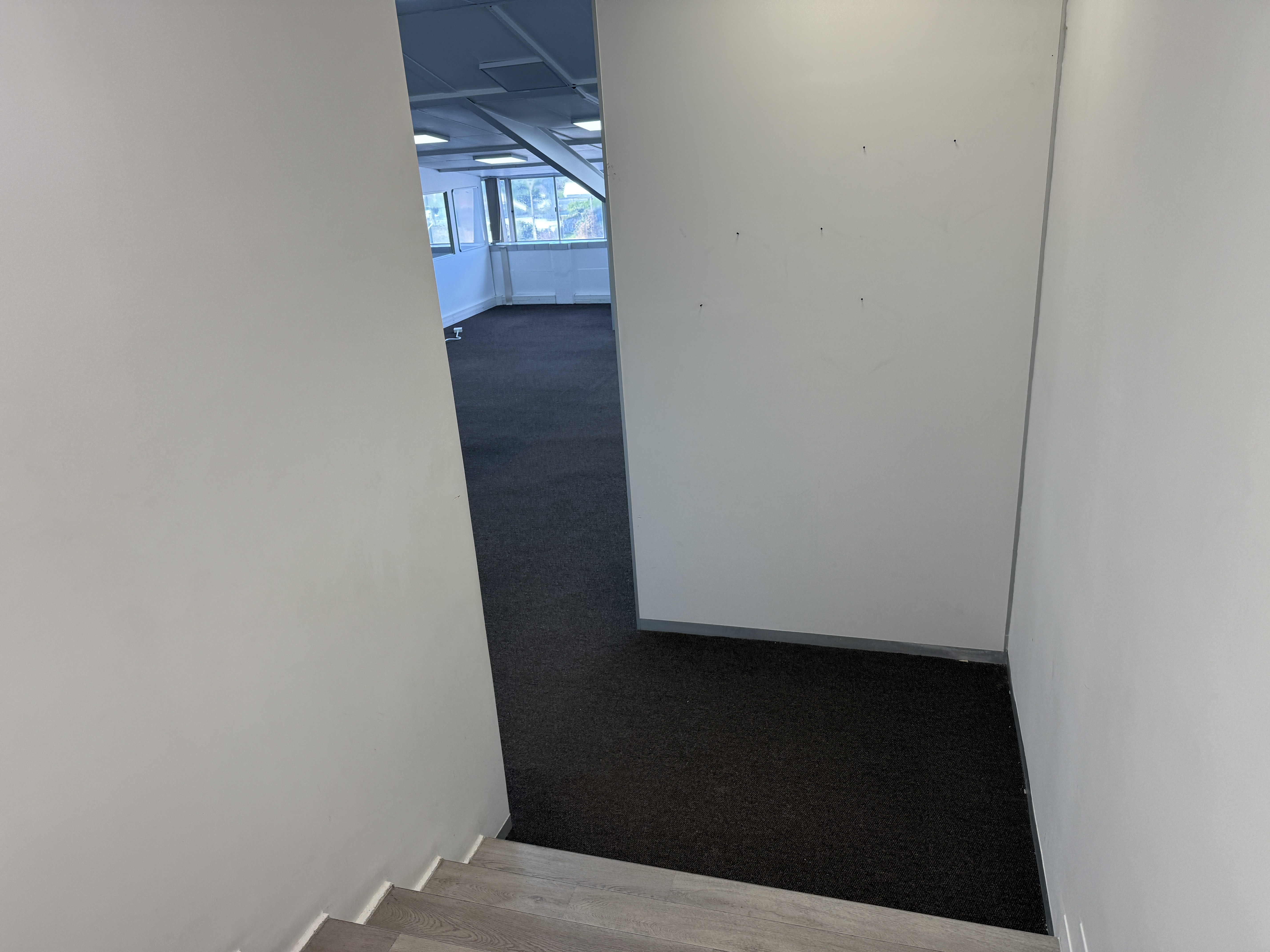 477m² Office Space to rent at The Waverley Business Park in Observatory
