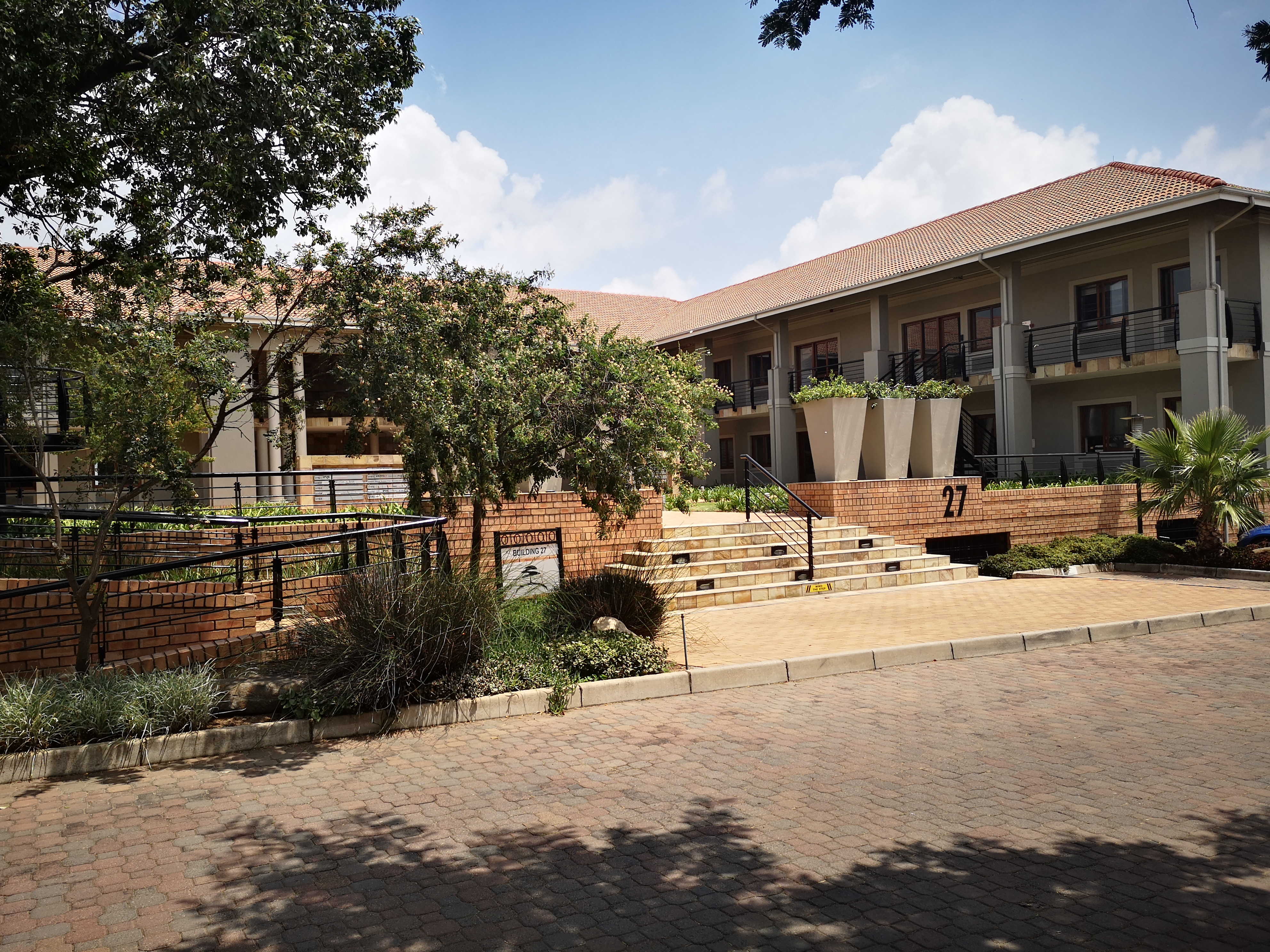 172m² Office Space to rent at Thornhill Office Park in Waterfall City