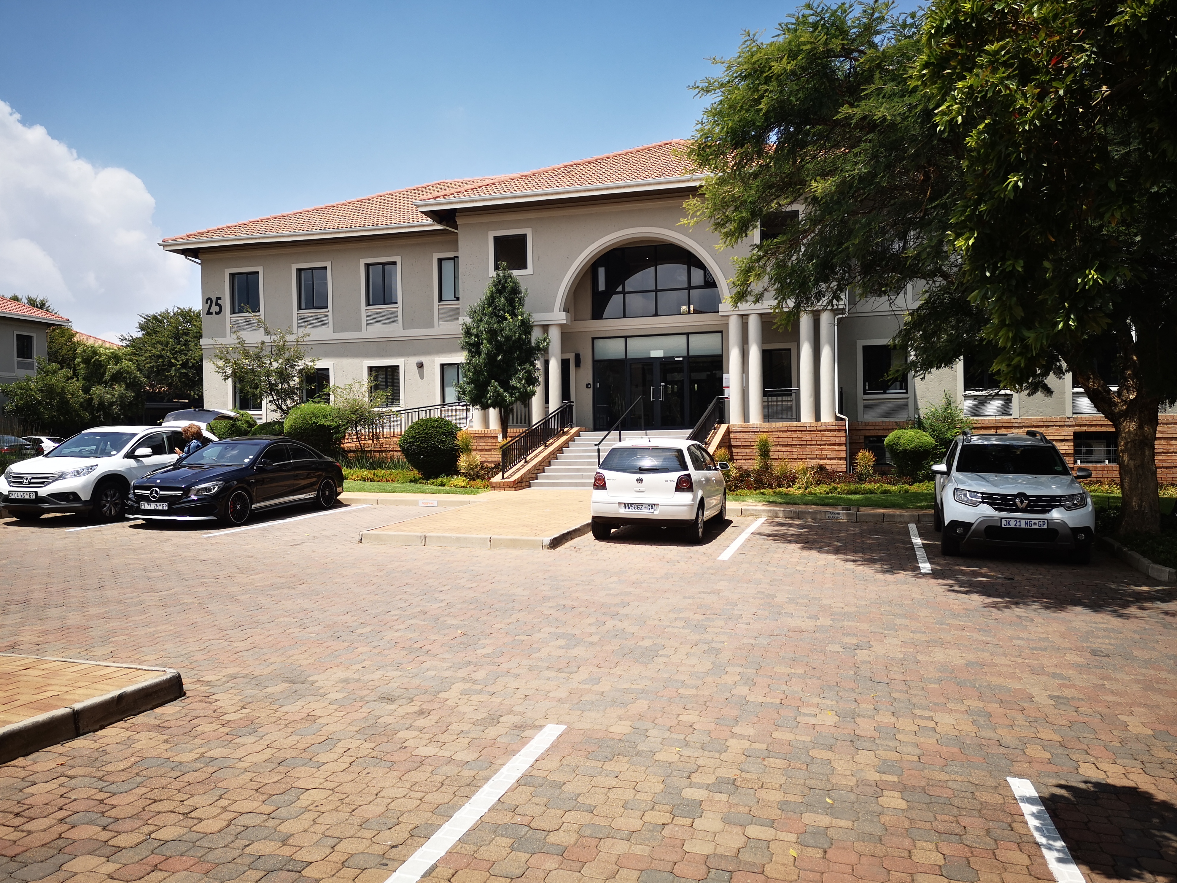 172m² Office Space to rent at Thornhill Office Park in Waterfall City