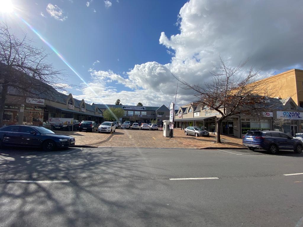 81m² Office Space to rent at Twin Oak Centre in Somerset West
