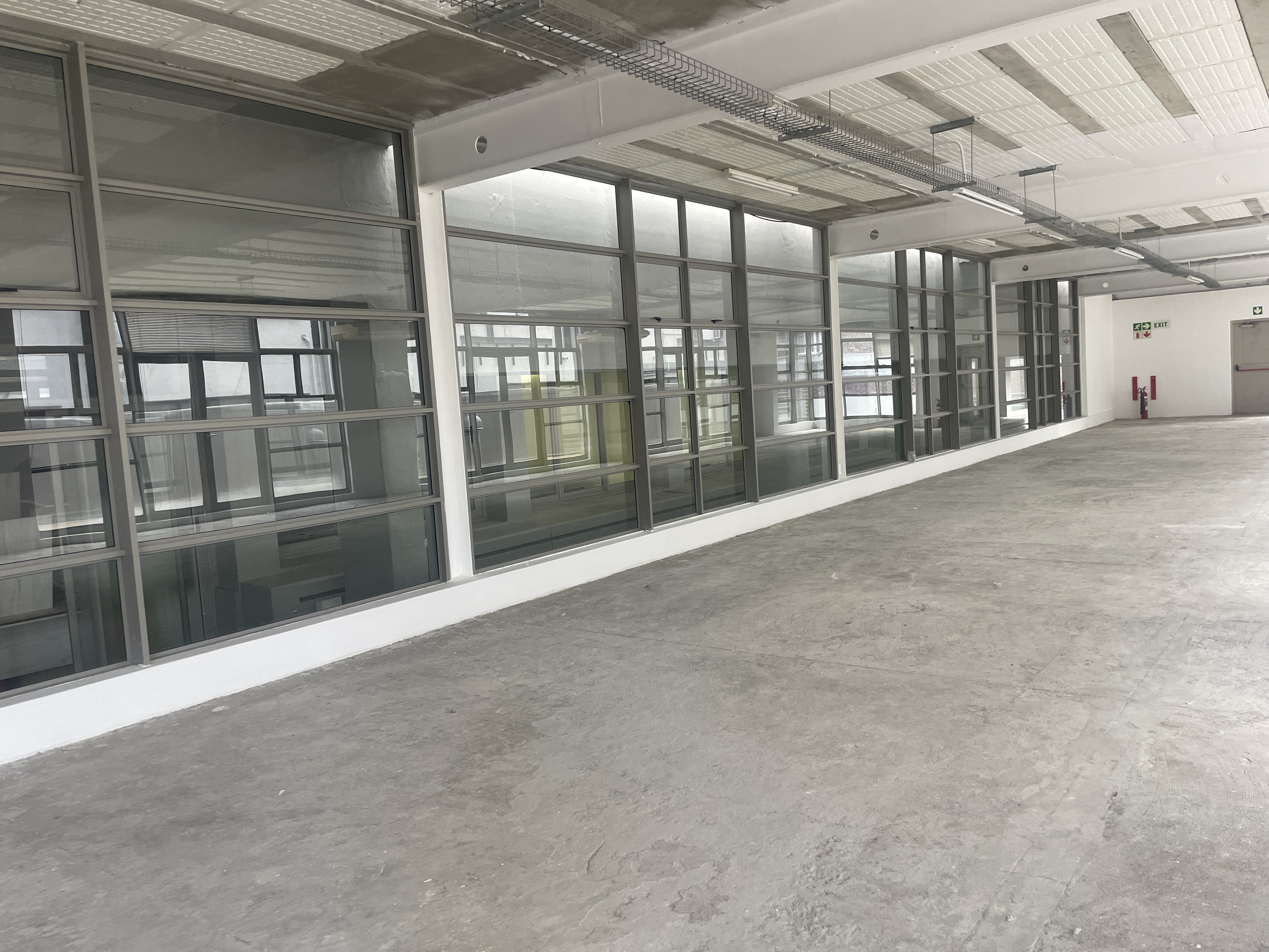 343m² Office Space to rent at Upper East Side in Salt River
