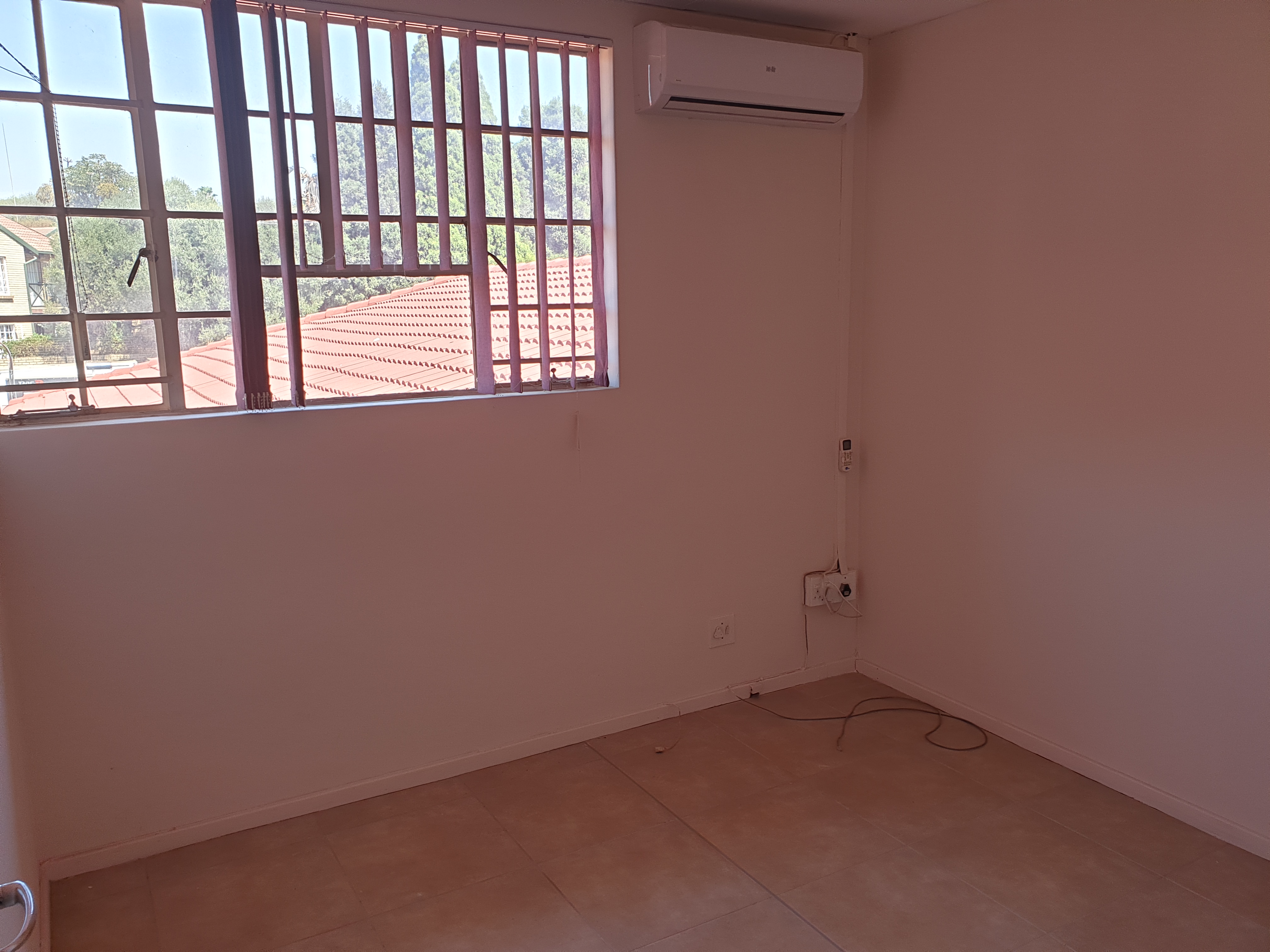 Office Space to rent at Wapadrand Shopping Centre in Wapadrand