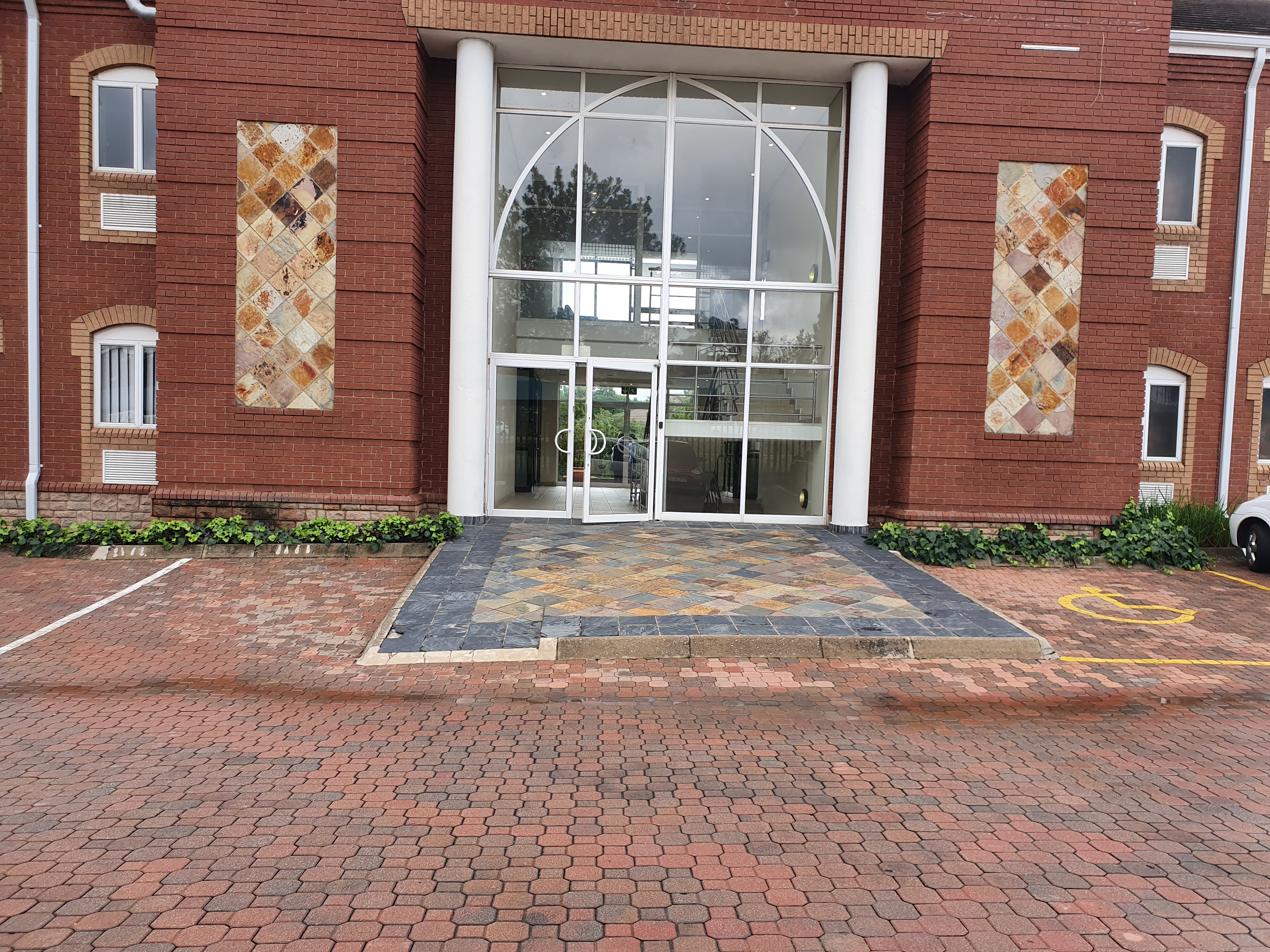 Office Space to rent at Waterford Office Park in Fourways