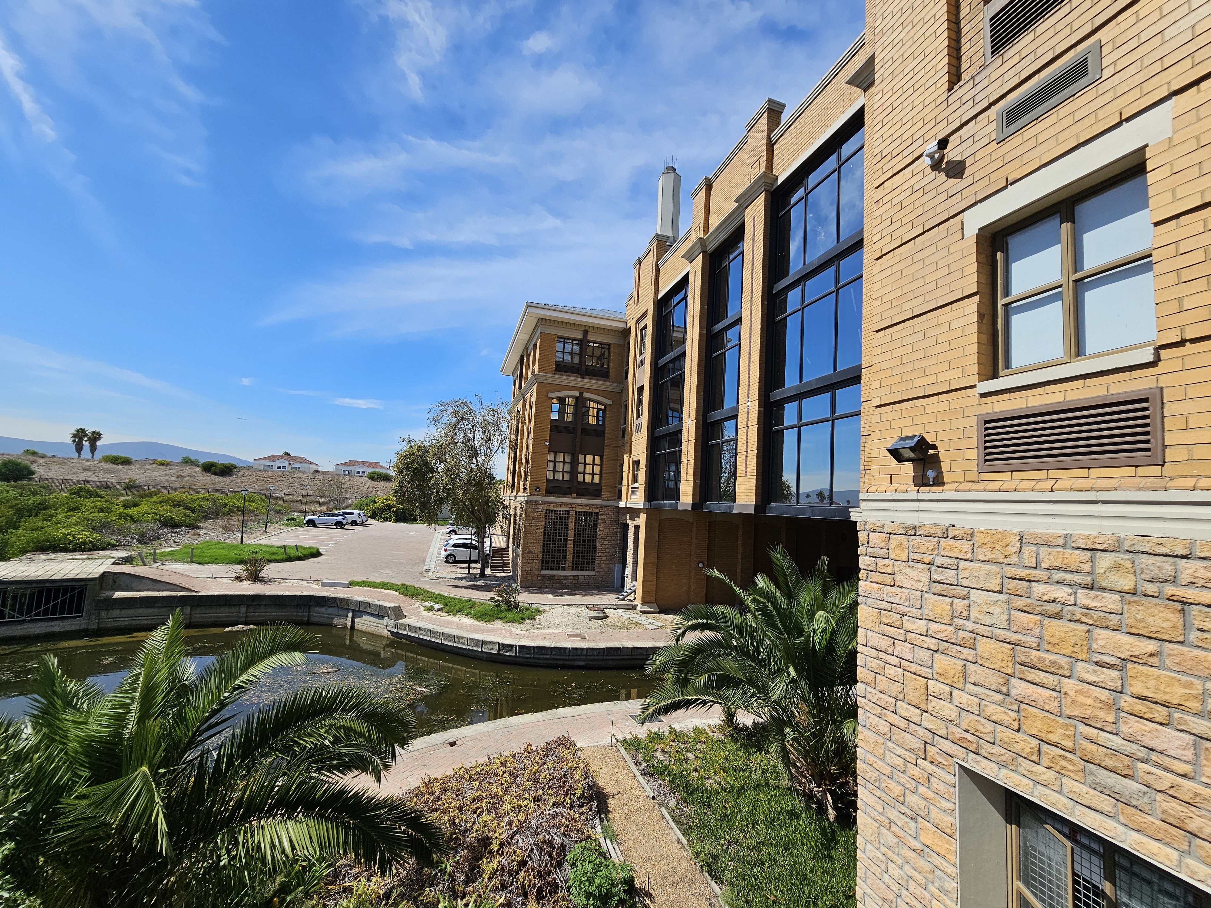 886m² Office Space to rent at Waterhouse Place (ex PWC Building) in Century City