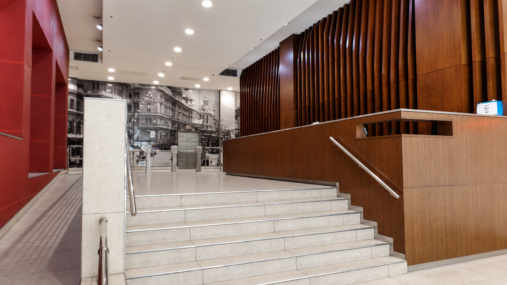 1 035m² Office Space to rent at 11 Adderley in Cape Town CBD