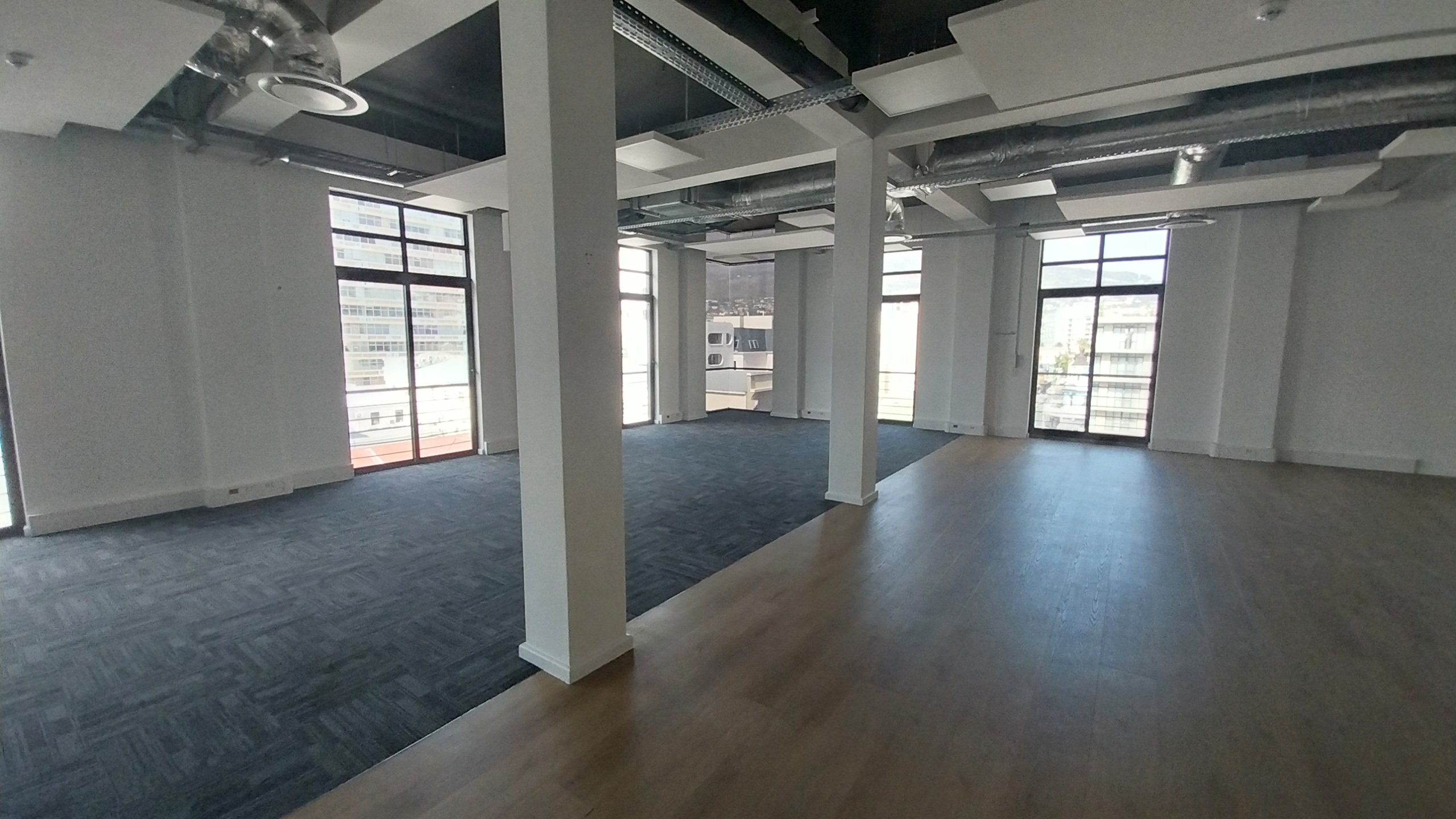 215m² Office Space to rent at 172 Long Street in Cape Town CBD