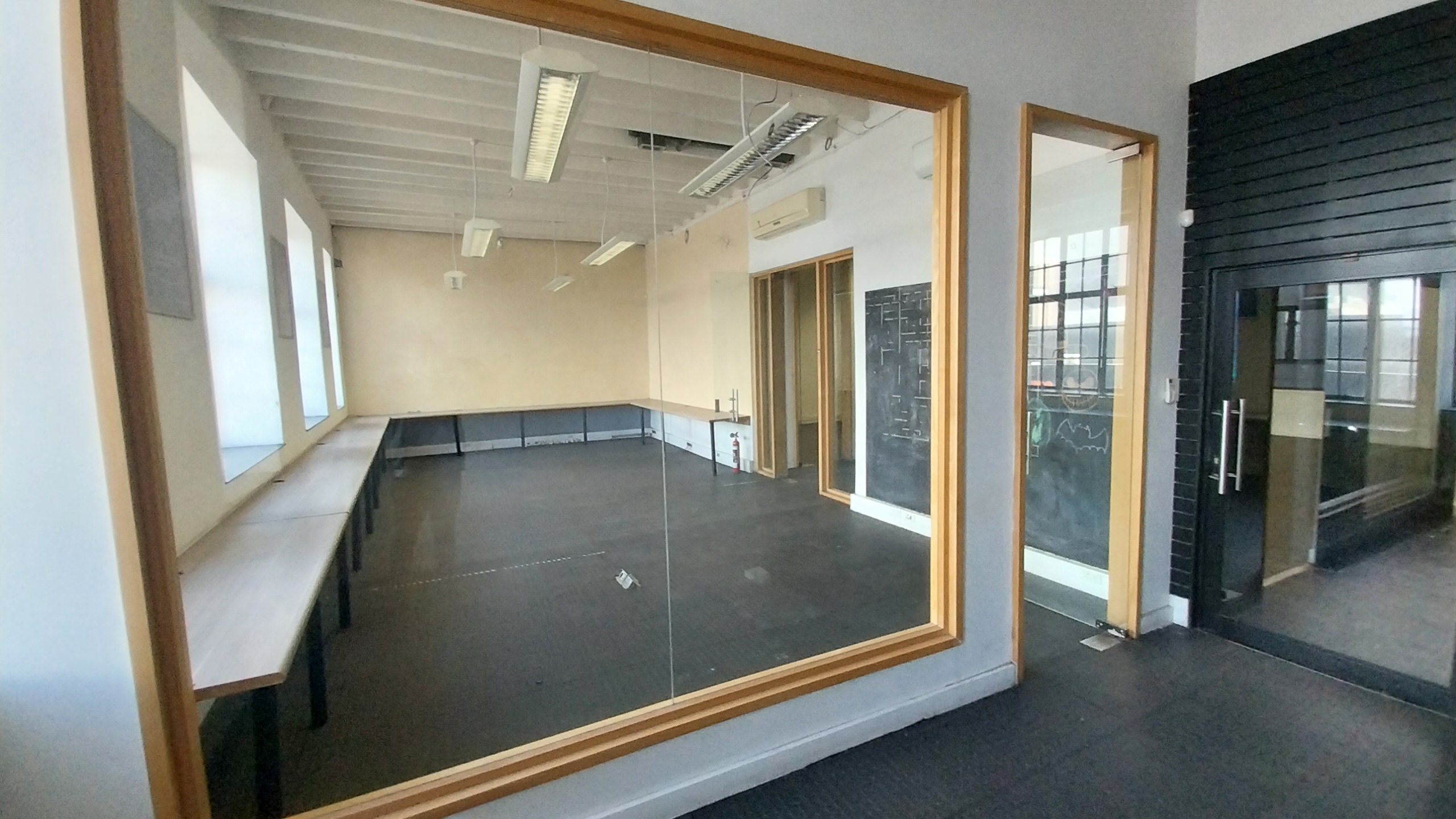 146m² Office Space to rent at 32 St Georges Mall in Cape Town CBD