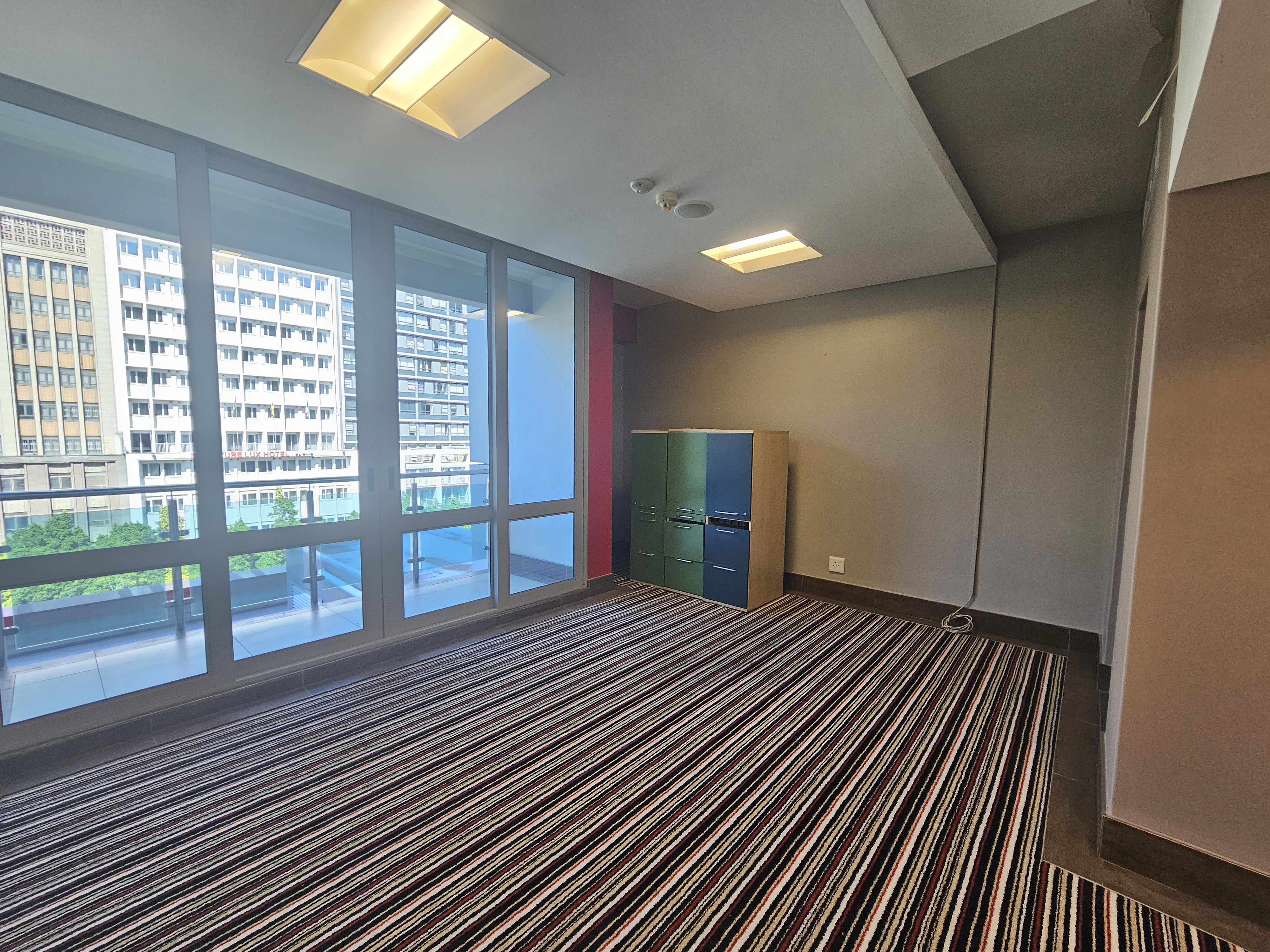 668m² Office Space to rent at 33 On Heerengracht in Cape Town CBD