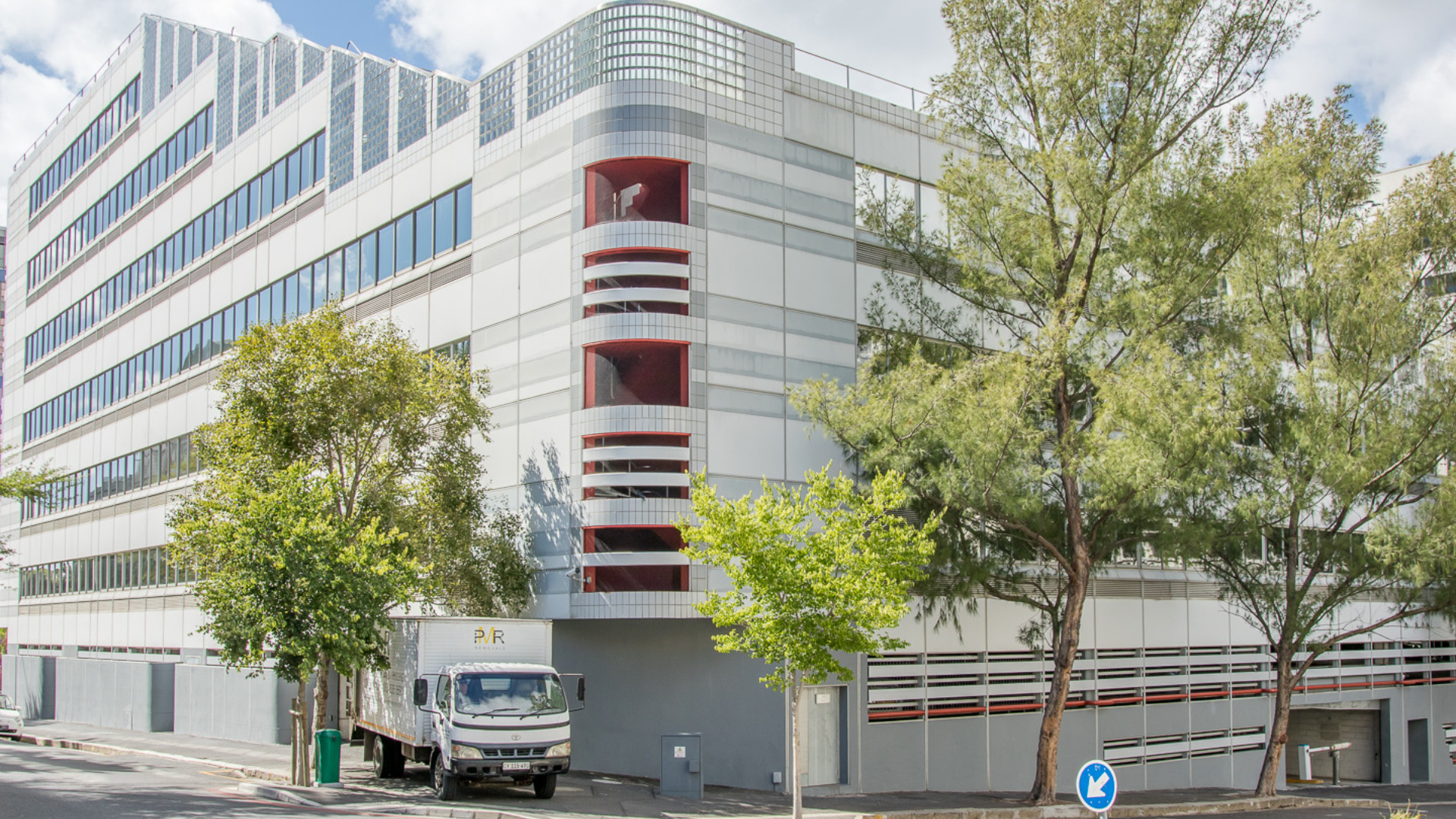 2 731m² Office Space to rent at 35 On Wale in Cape Town CBD