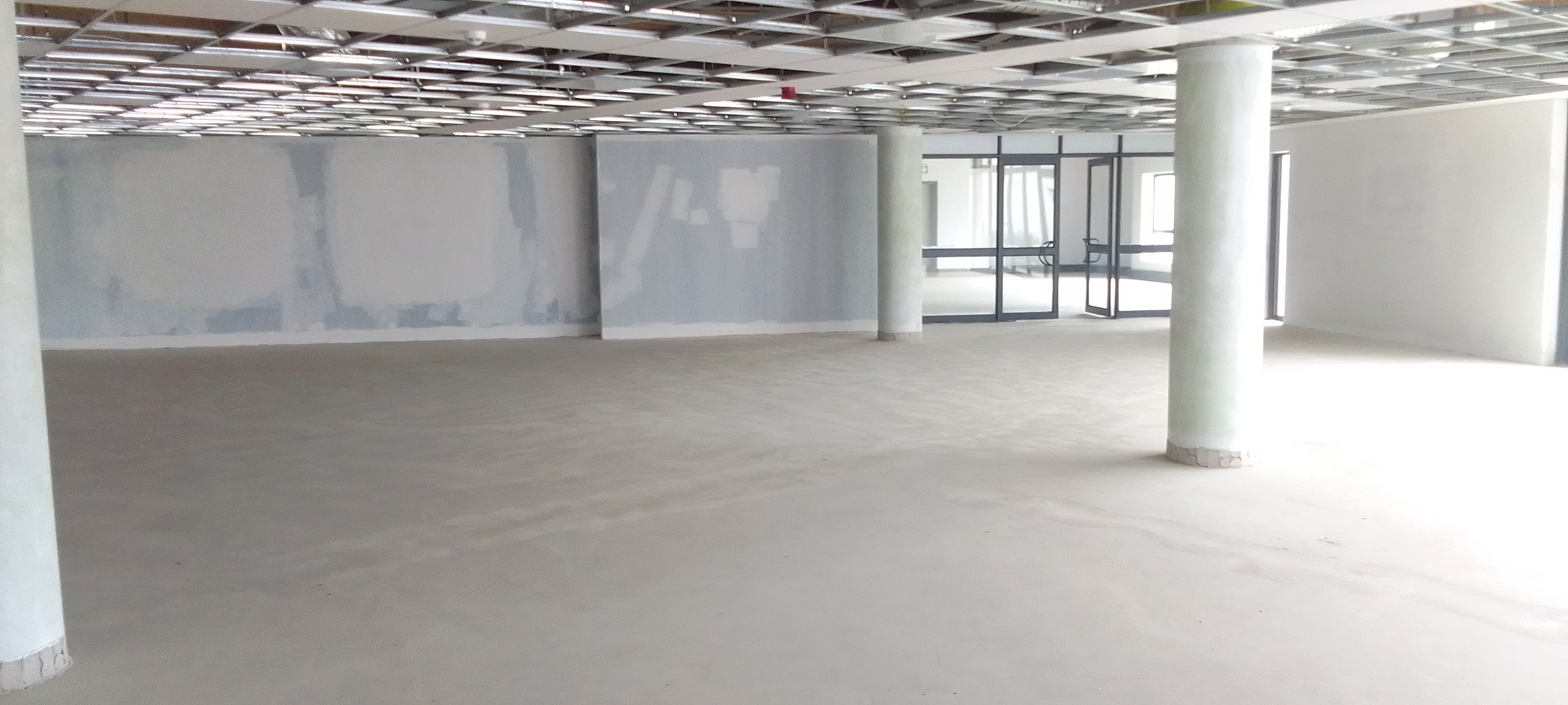 1 767m² Office Space to rent at Cascade Close in Vorna Valley