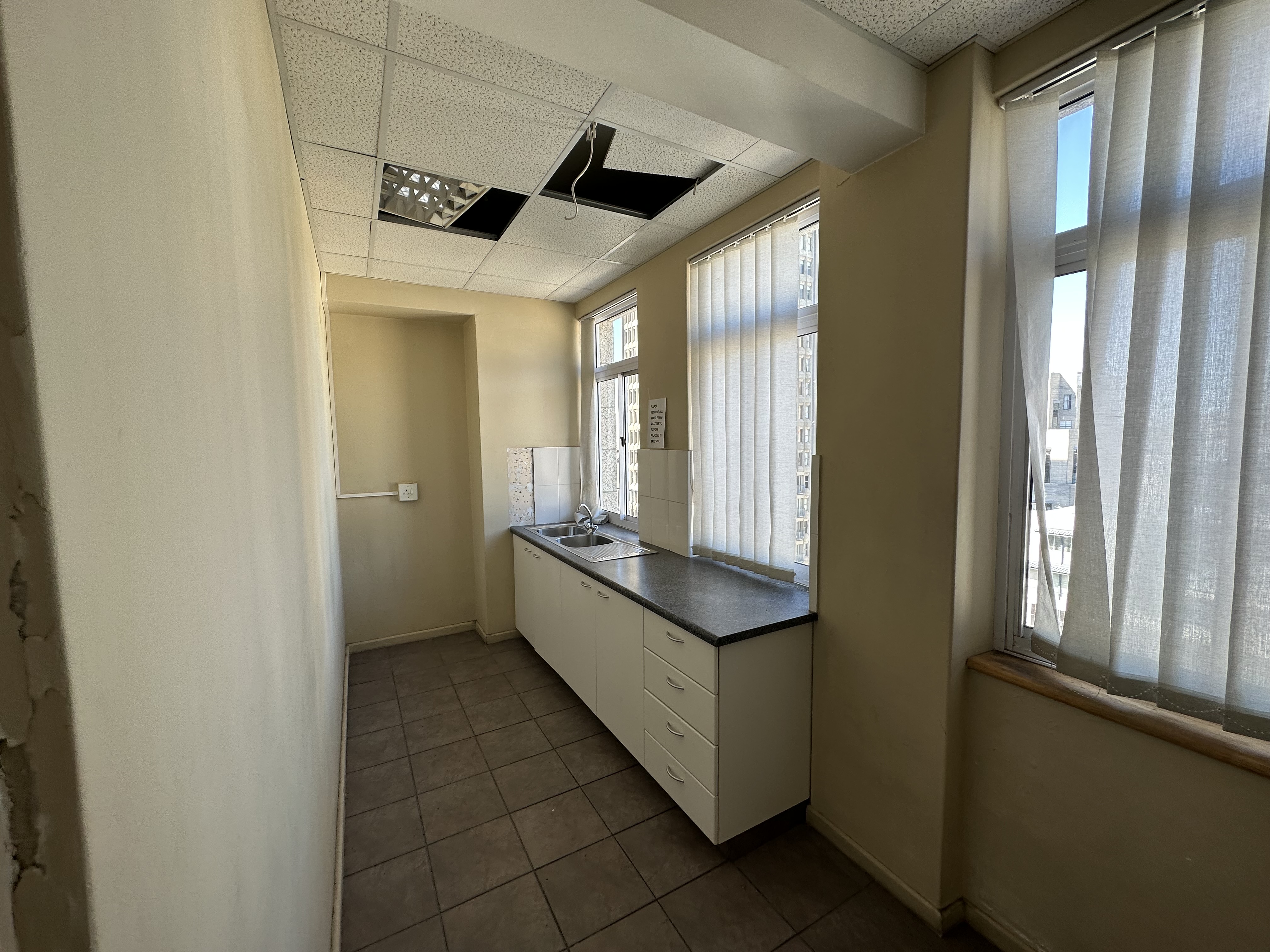 222m² Office Space to rent at Constitution House in Cape Town CBD