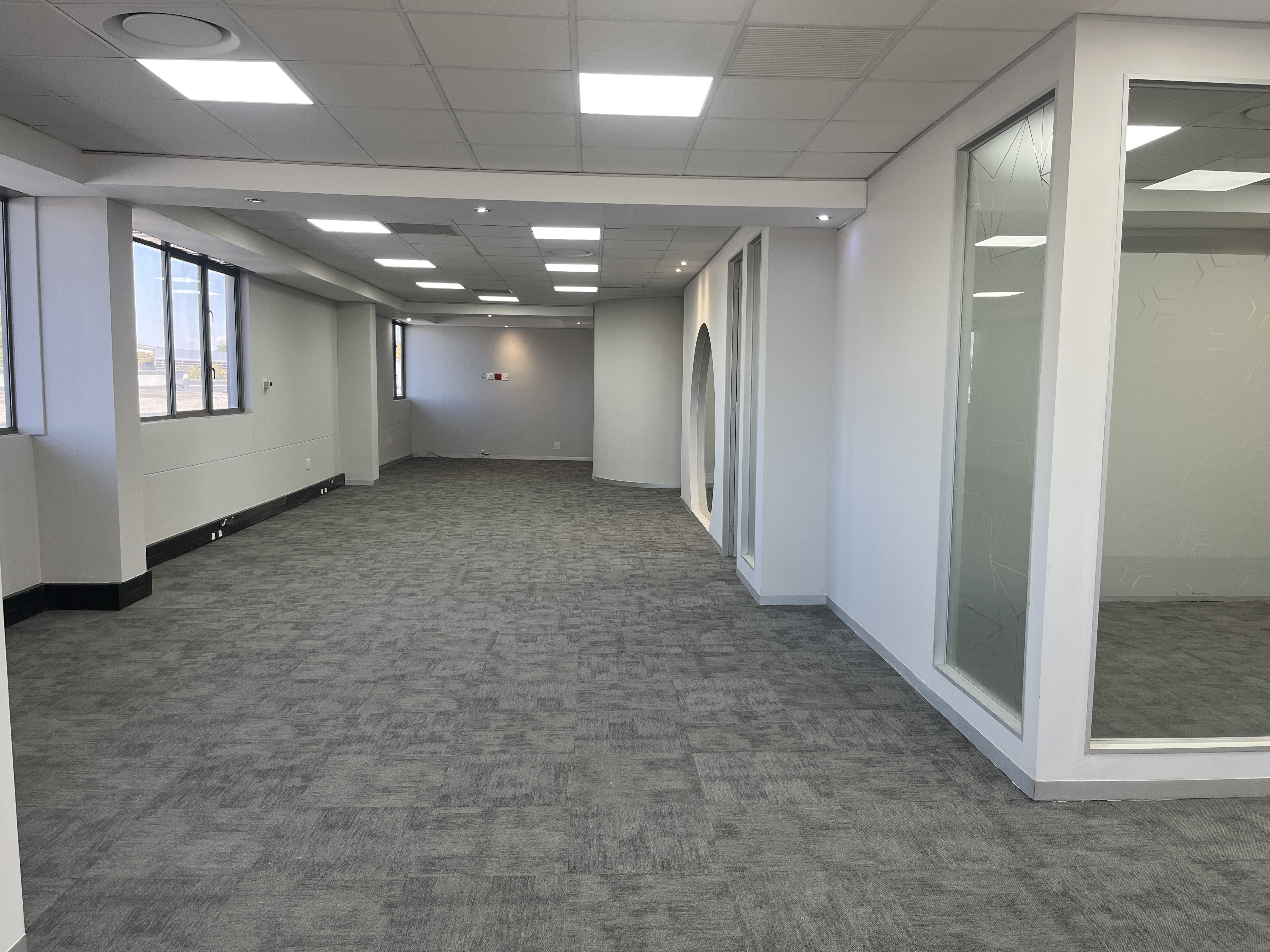 287m² Office Space to rent at Design Quarter Retail Offices in Fourways