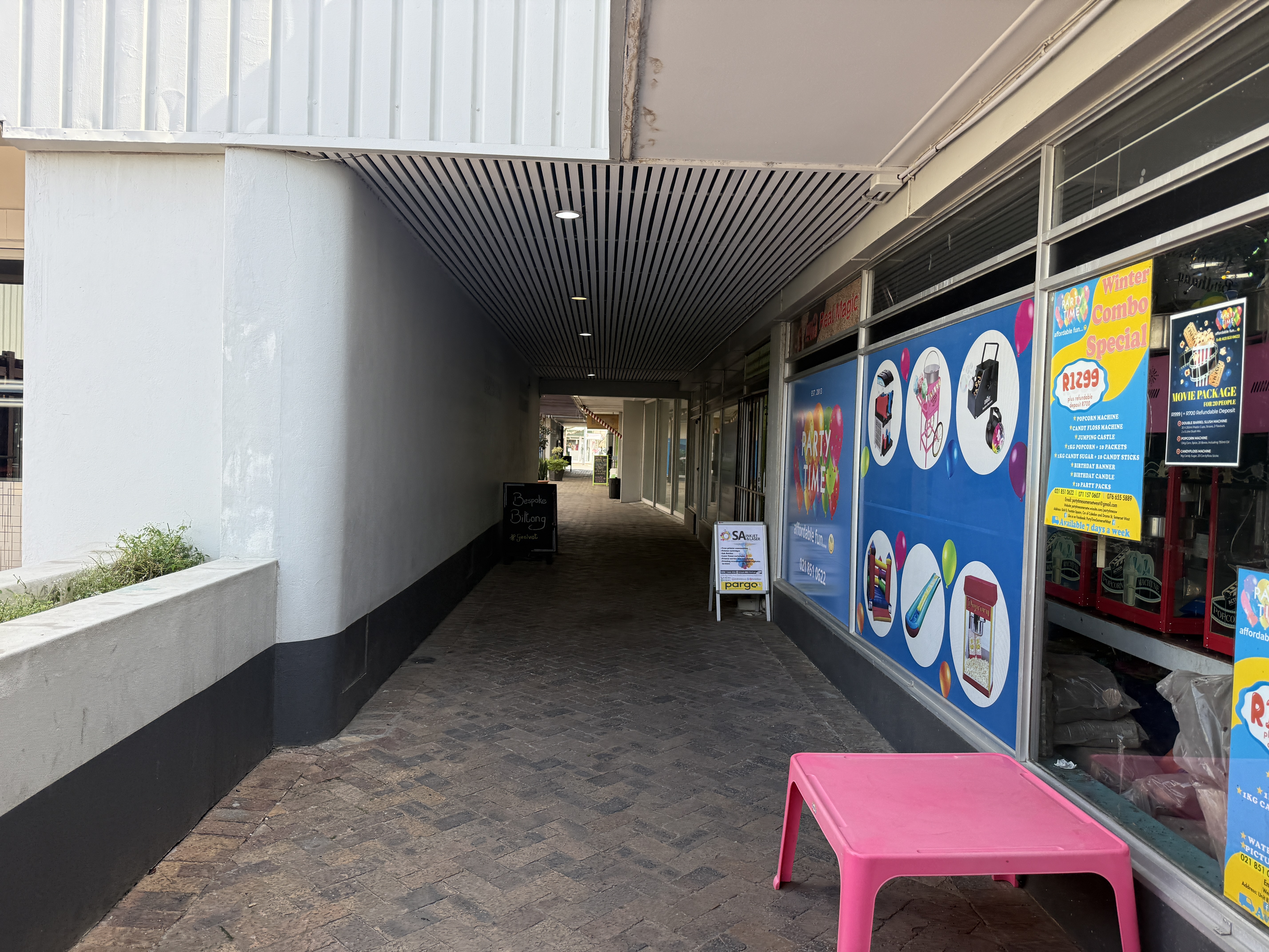 56m² Retail Shops to rent at Fountain Square - Somerset West in Somerset West