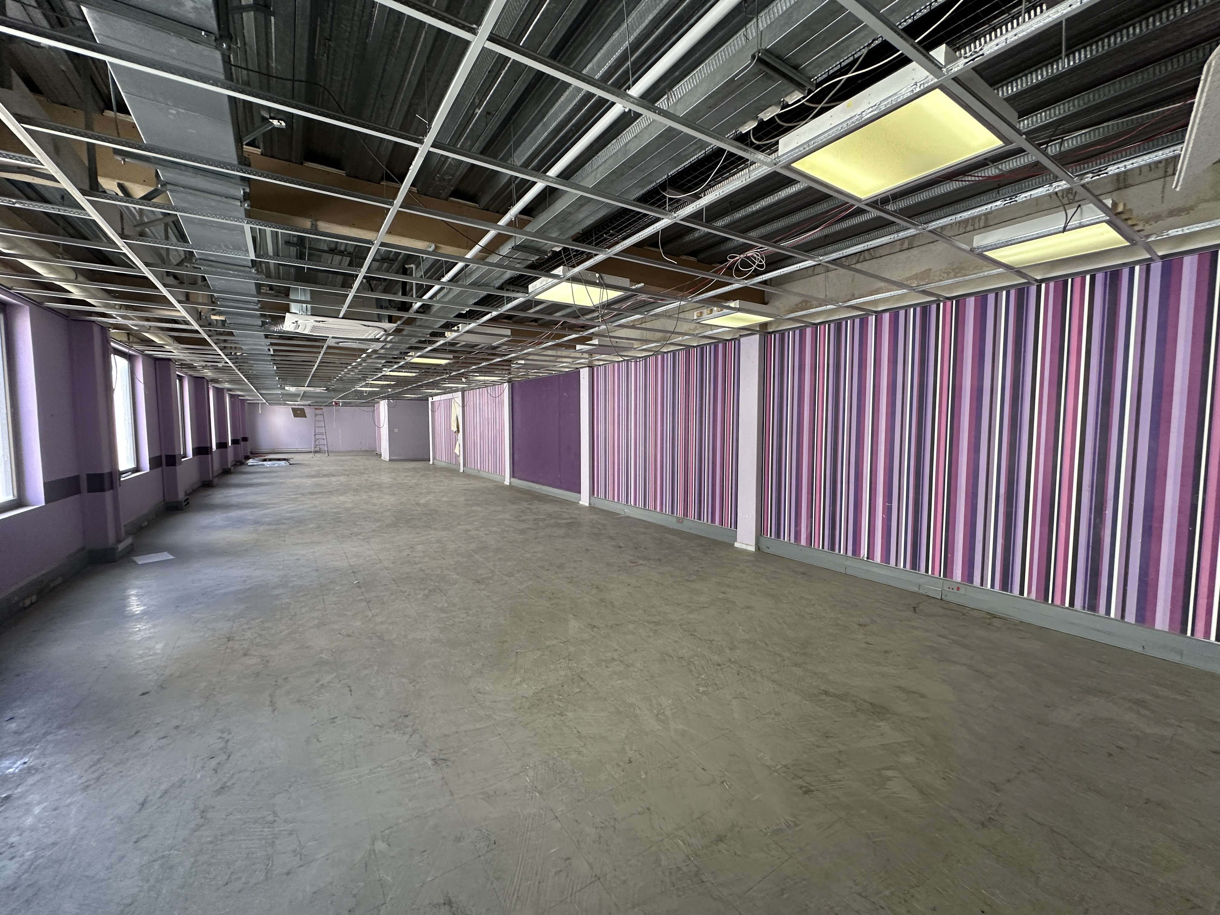 1 220m² Office Space to rent at Matador Centre in Cape Town CBD