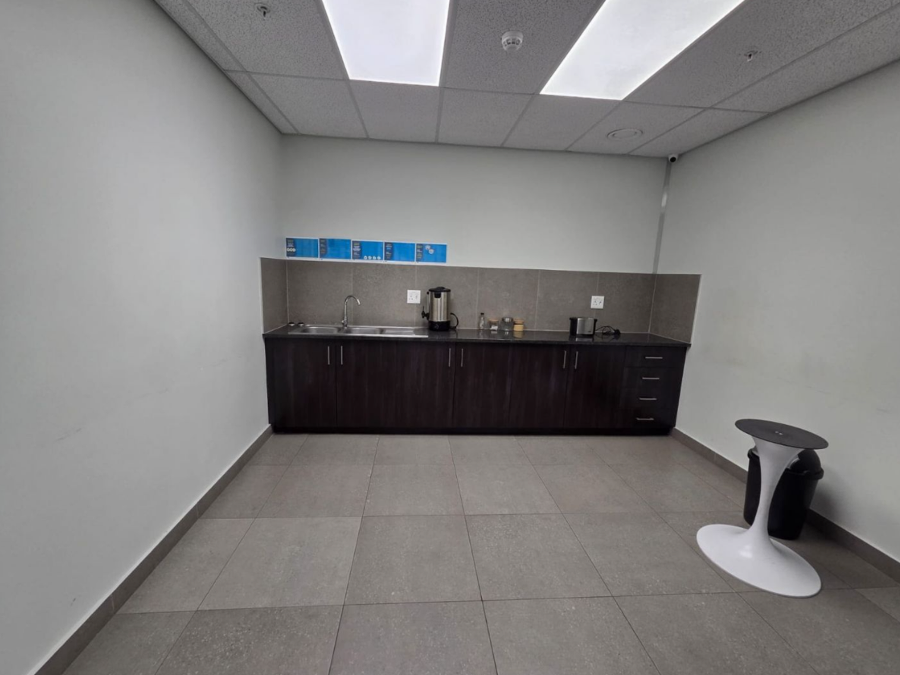 Warehouse to rent at Montague Park in Montague Gardens