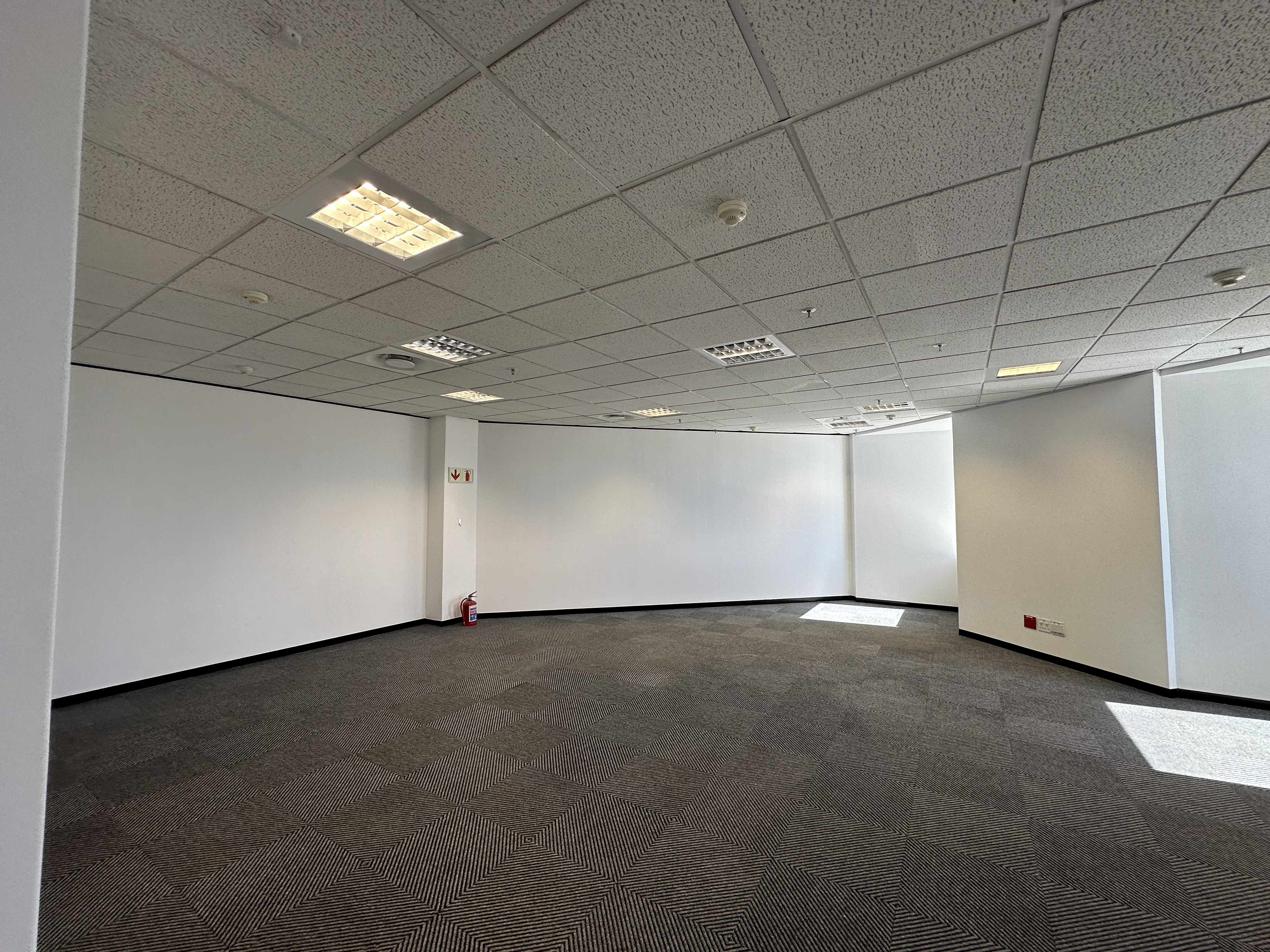 435m² Office Space to rent at SA Reserve Bank Building in Cape Town CBD