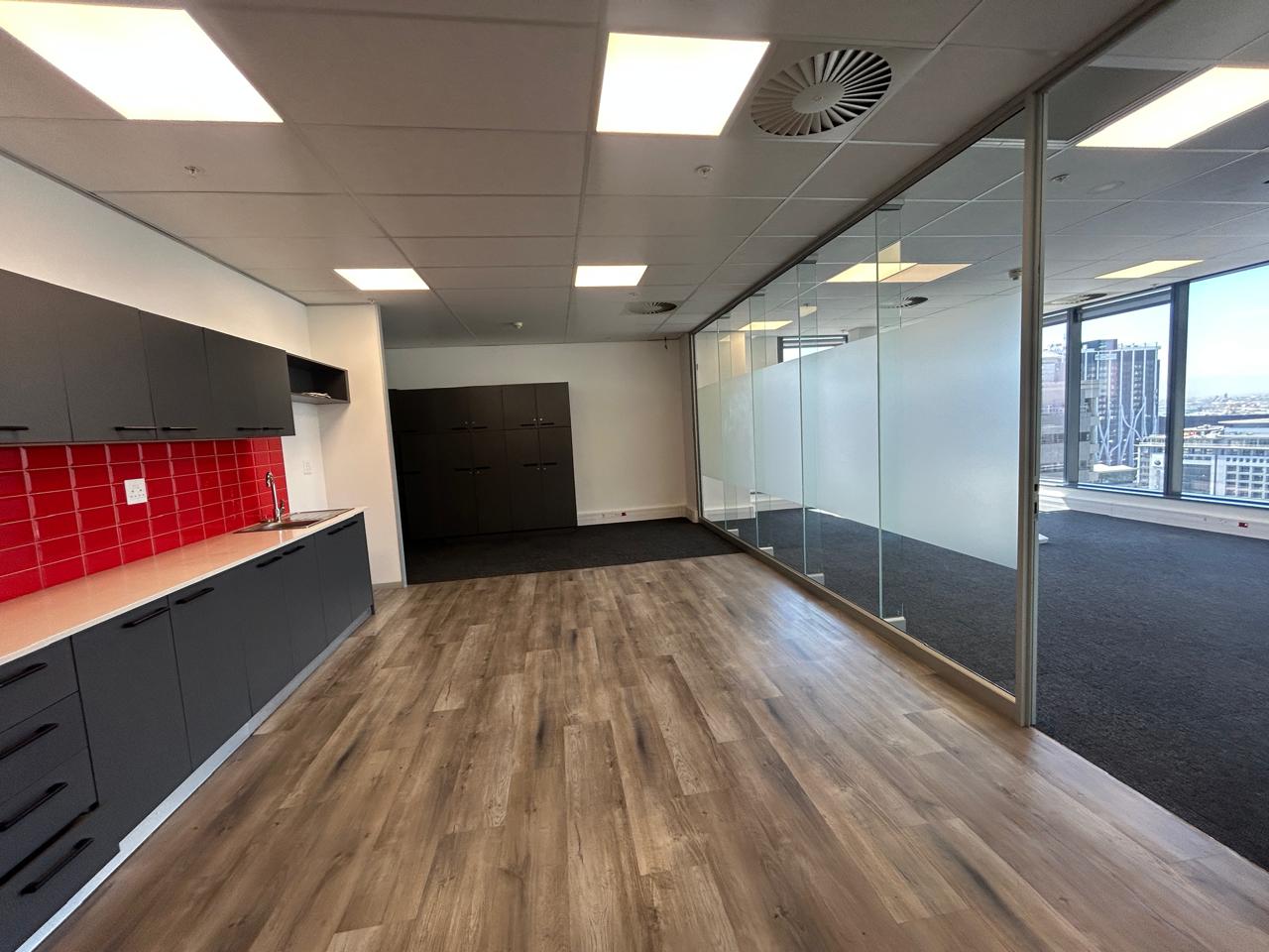 625m² Office Space to rent at 35 Lower Long Street in Cape Town CBD