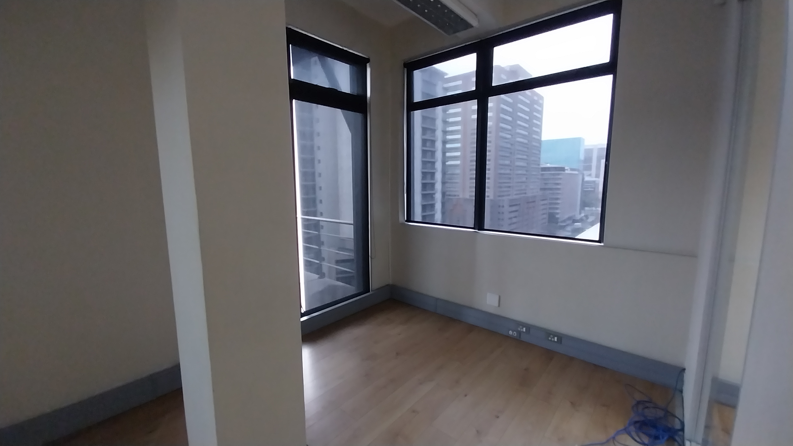 124m² Office Space to rent at 4 Loop Street in Cape Town CBD